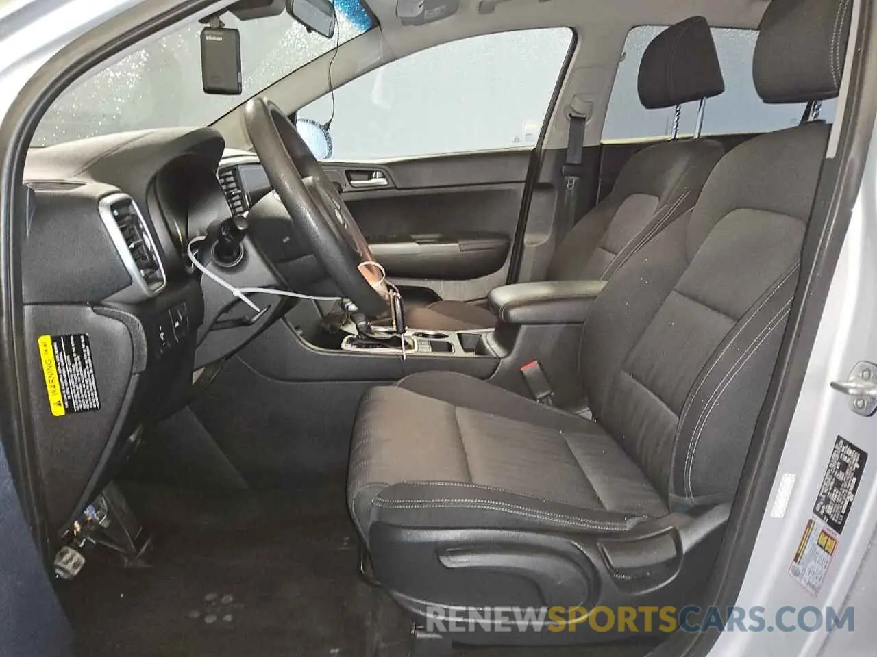 7 fotografías del automóvil dañado KNDPMCAC5L7661886 KIA SPORTAGE 2020