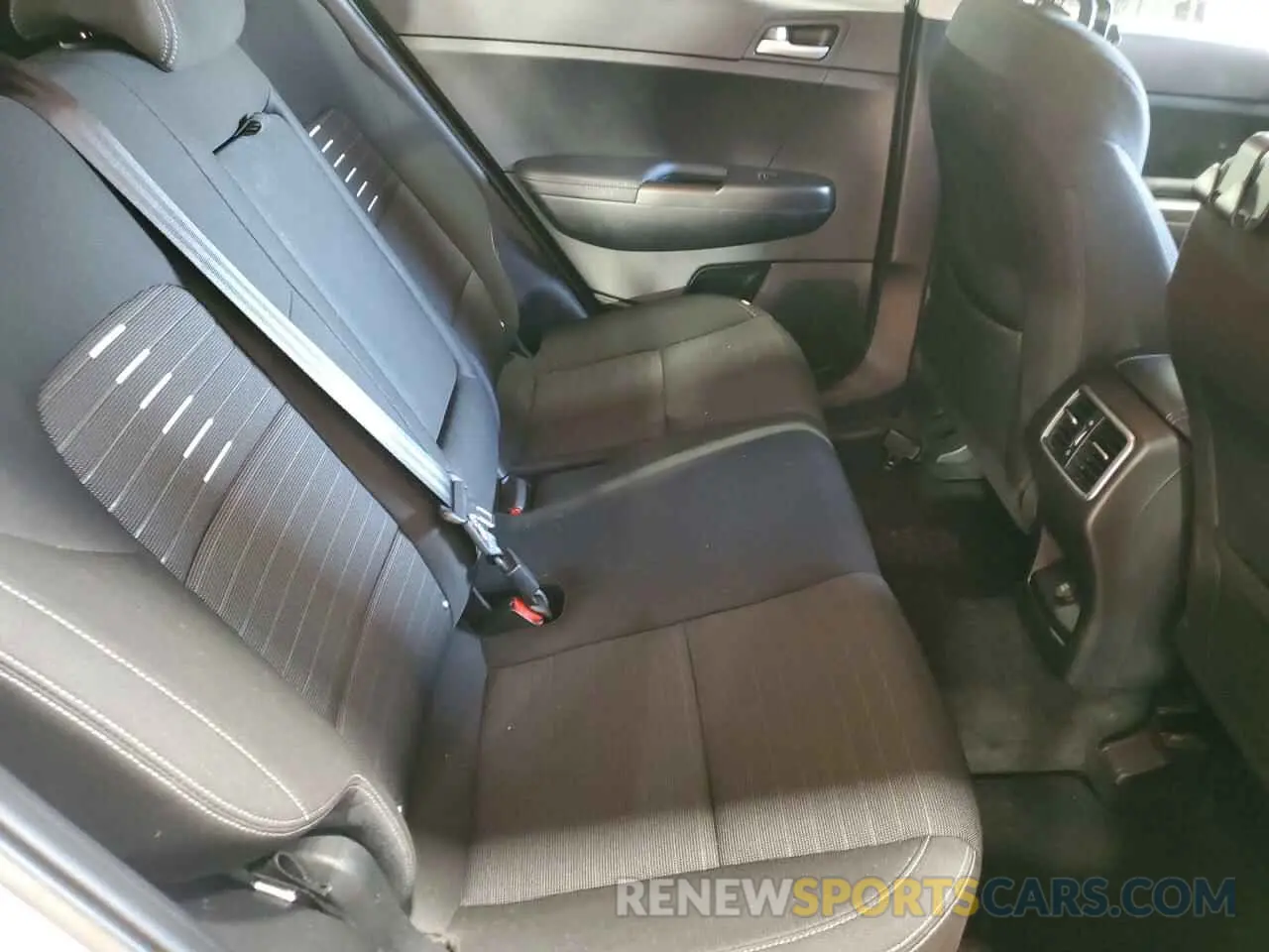11 fotografías del automóvil dañado KNDPMCAC5L7732469 KIA SPORTAGE 2020