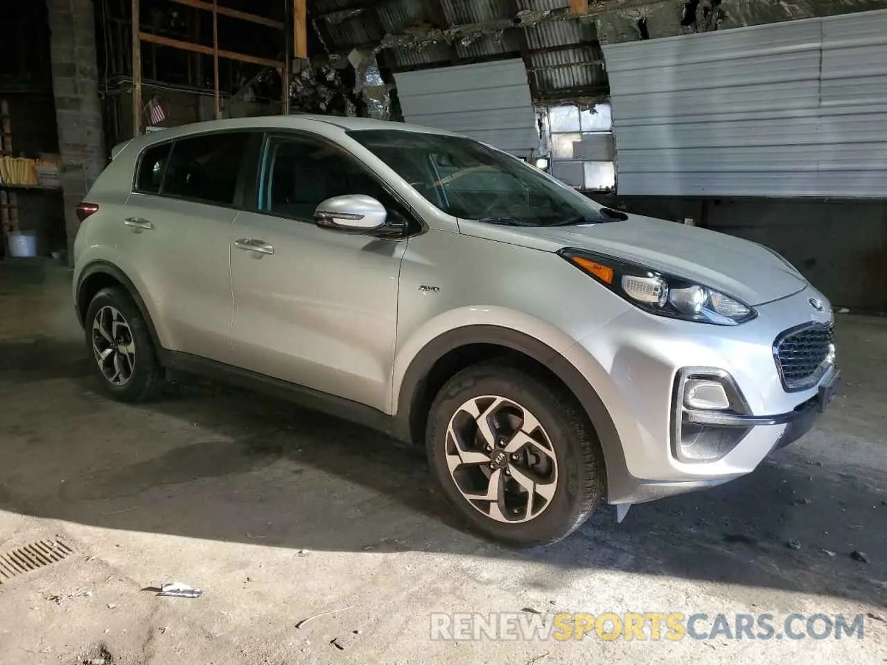 4 fotografías del automóvil dañado KNDPMCAC5L7732469 KIA SPORTAGE 2020