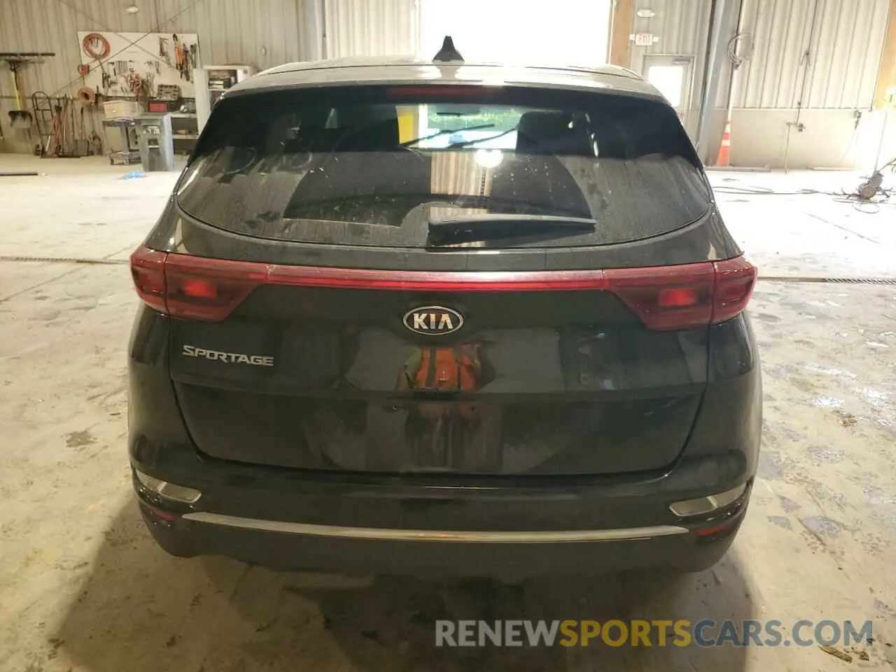6 fotografías del automóvil dañado KNDPMCAC5L7815481 KIA SPORTAGE 2020