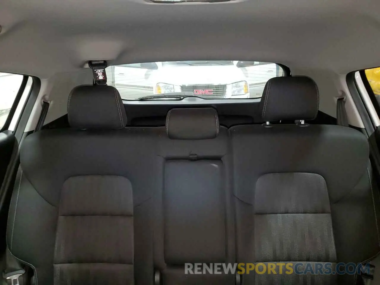 10 fotografías del automóvil dañado KNDPMCAC6L7640626 KIA SPORTAGE 2020