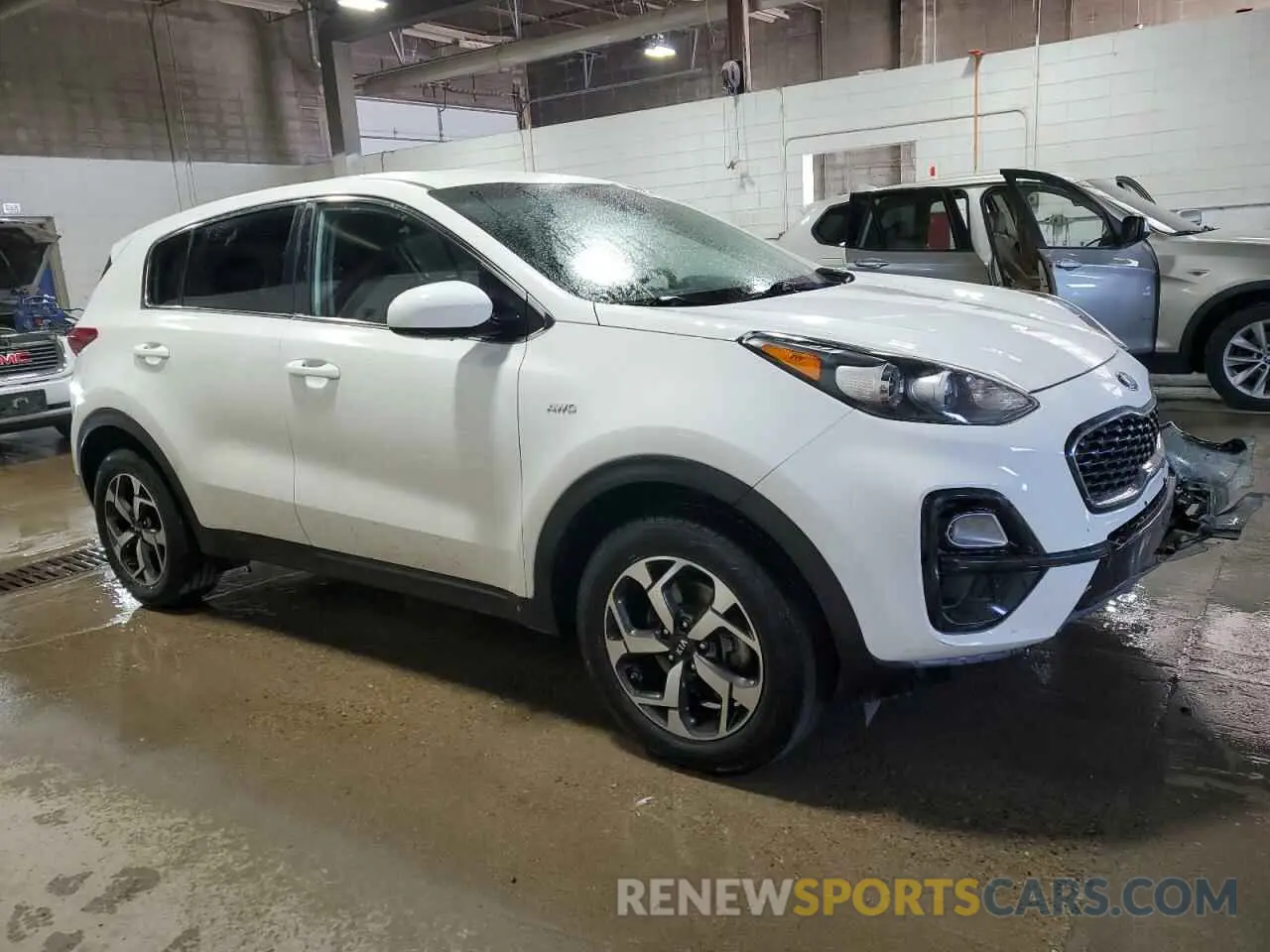 4 fotografías del automóvil dañado KNDPMCAC6L7640626 KIA SPORTAGE 2020