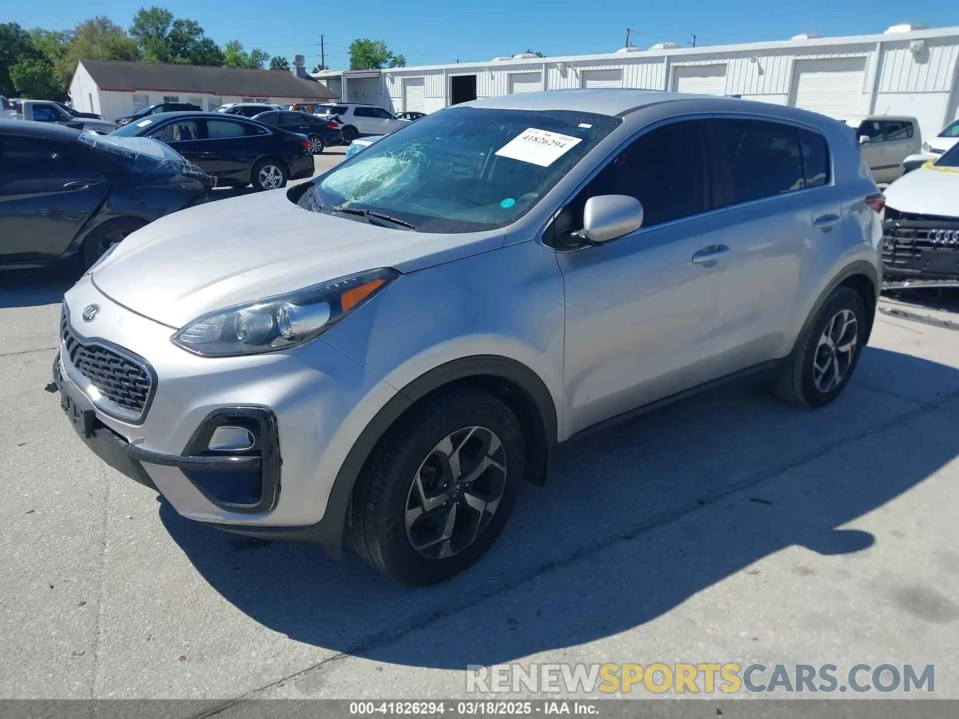2 fotografías del automóvil dañado KNDPMCAC6L7742024 KIA SPORTAGE 2020