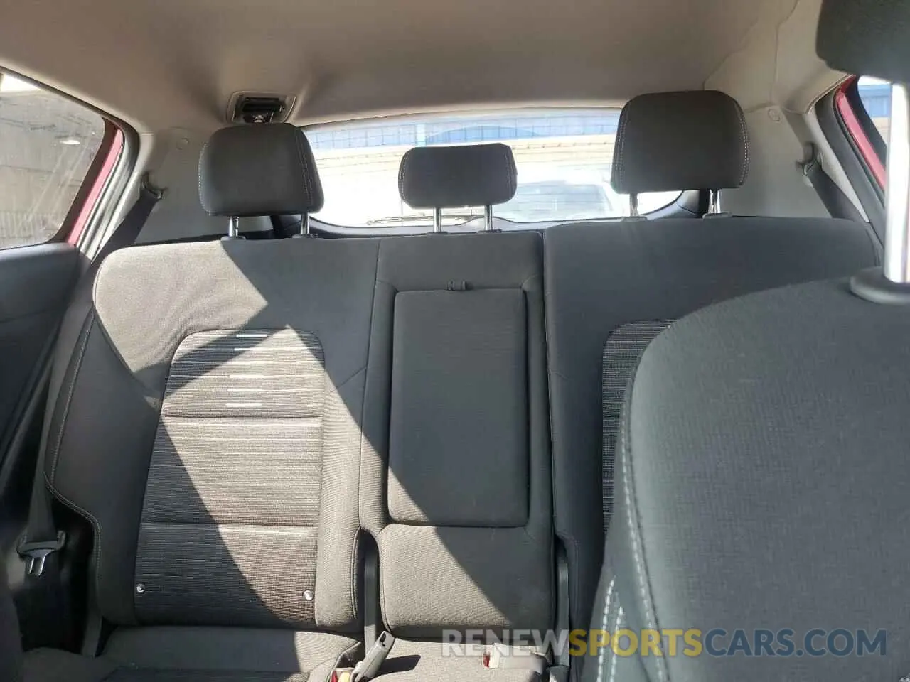 10 fotografías del automóvil dañado KNDPMCAC6L7750849 KIA SPORTAGE 2020