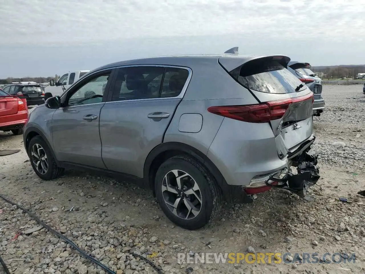 2 fotografías del automóvil dañado KNDPMCAC6L7758689 KIA SPORTAGE 2020
