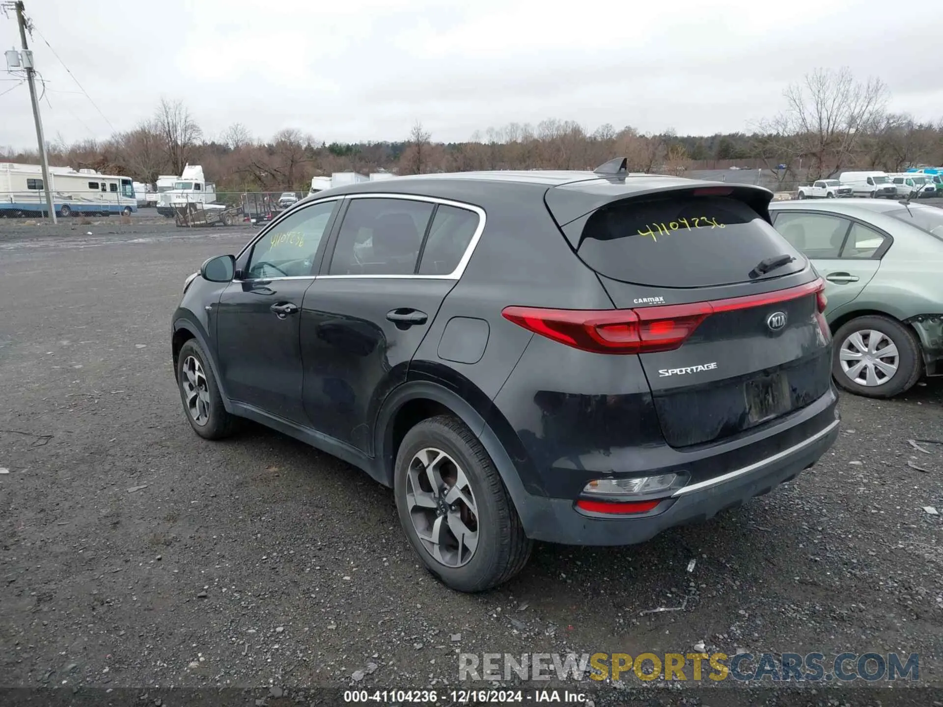 3 fotografías del automóvil dañado KNDPMCAC7L7641350 KIA SPORTAGE 2020