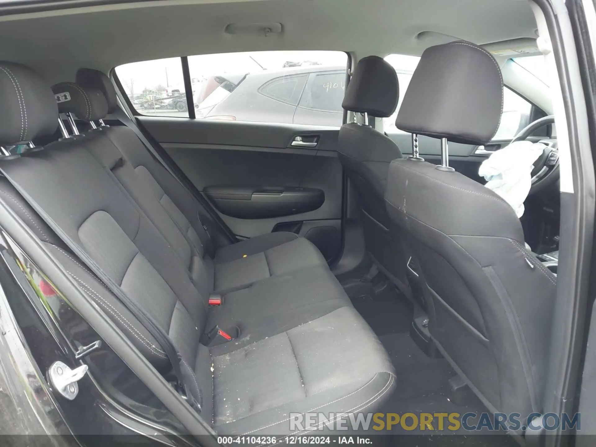 8 fotografías del automóvil dañado KNDPMCAC7L7641350 KIA SPORTAGE 2020