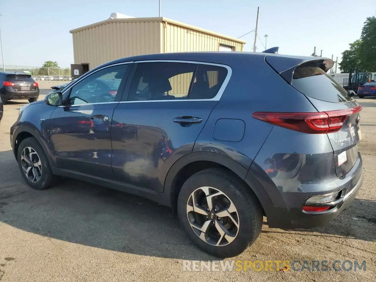 2 fotografías del automóvil dañado KNDPMCAC7L7735194 KIA SPORTAGE 2020