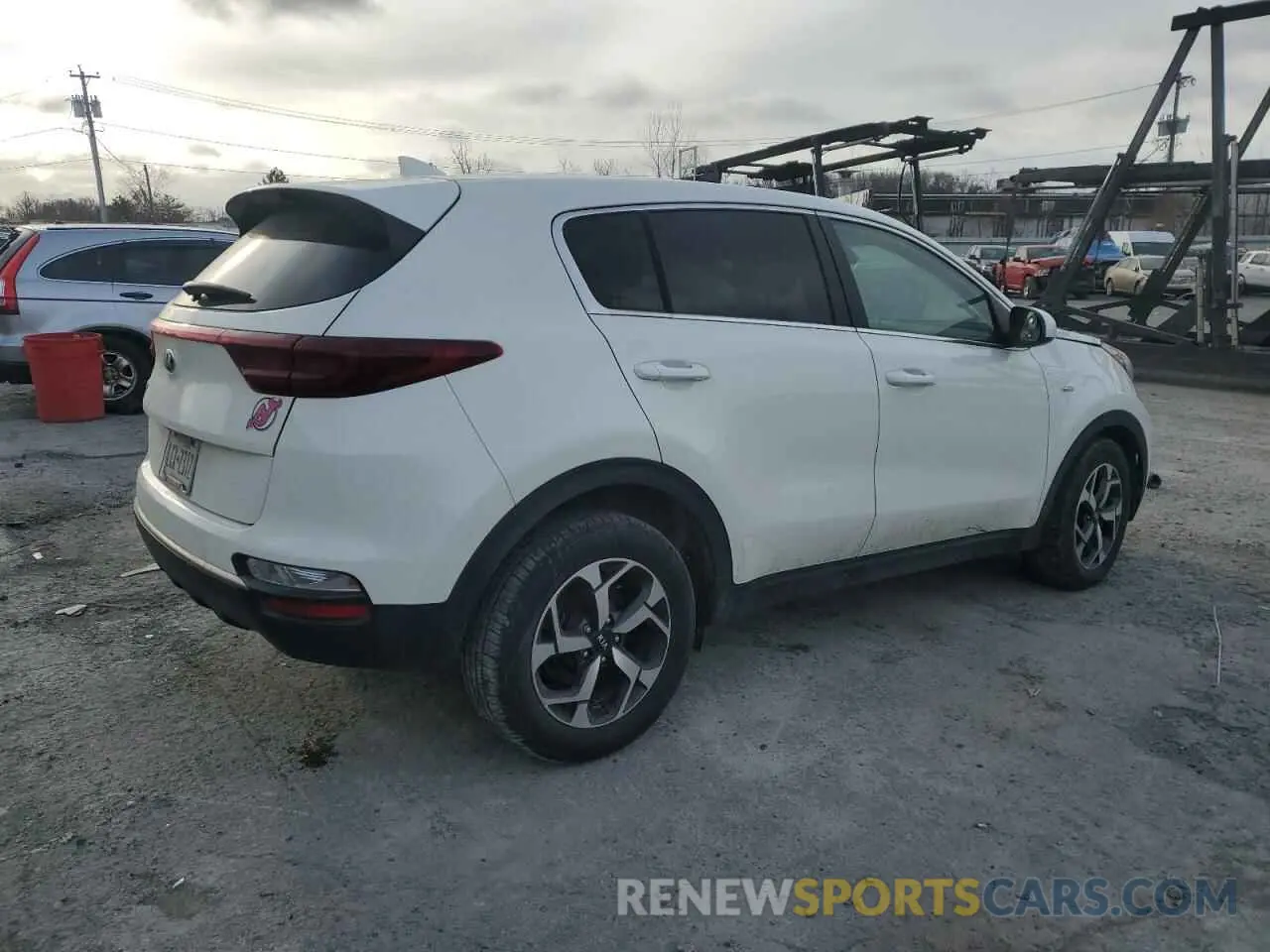 3 fotografías del automóvil dañado KNDPMCAC7L7789613 KIA SPORTAGE 2020