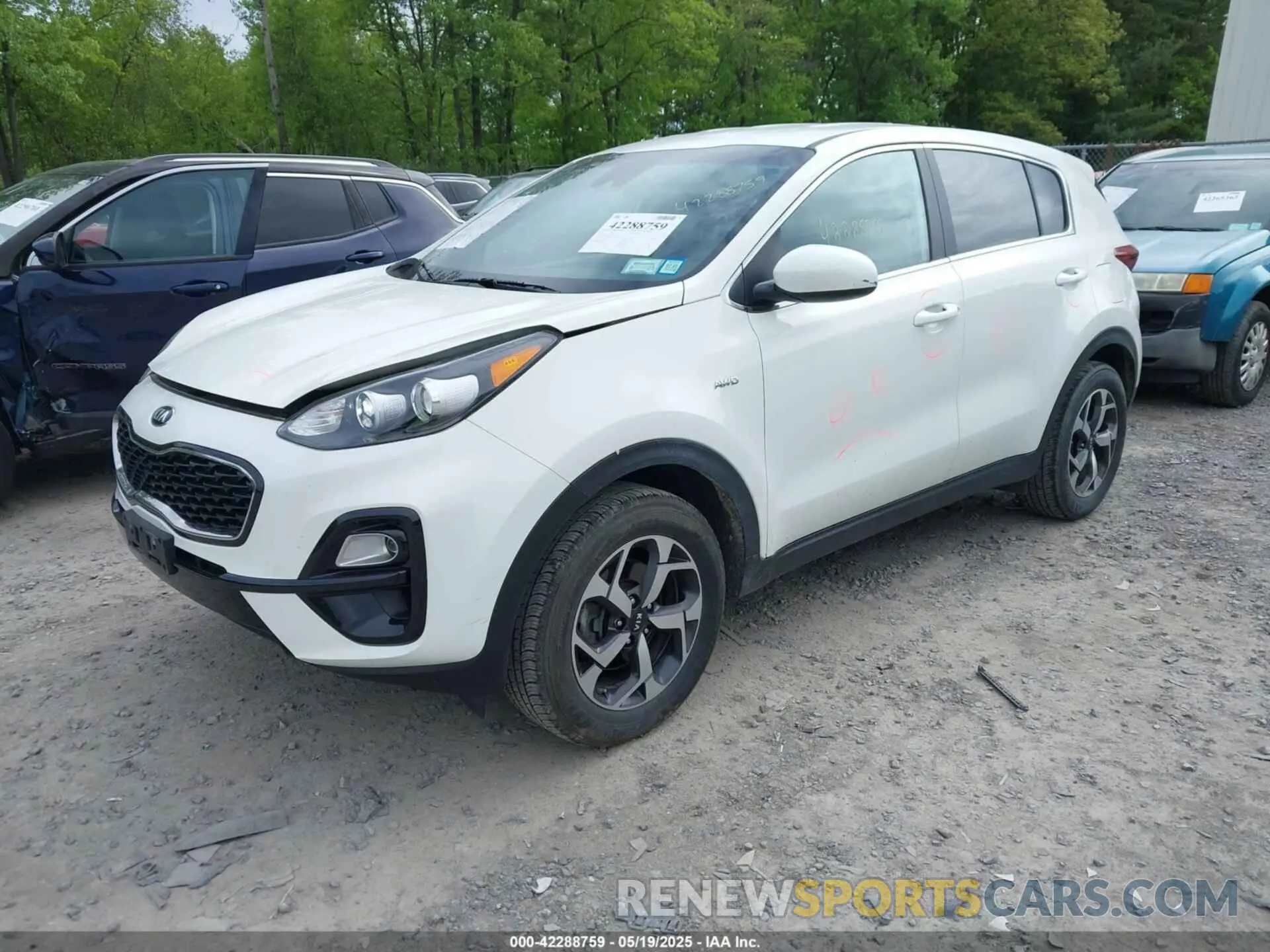 2 fotografías del automóvil dañado KNDPMCAC7L7815157 KIA SPORTAGE 2020