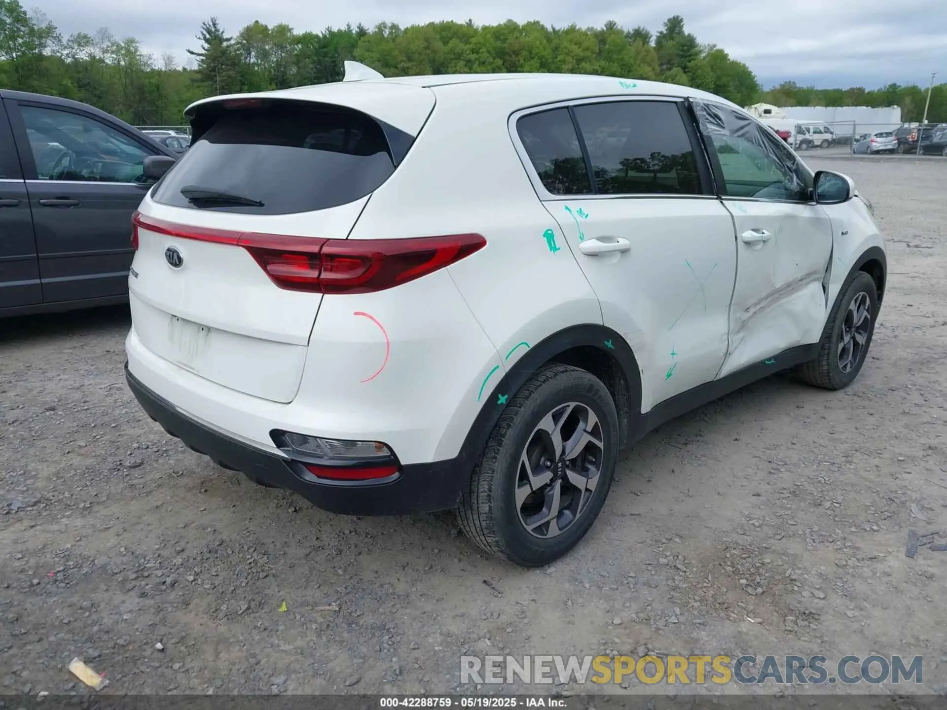 4 fotografías del automóvil dañado KNDPMCAC7L7815157 KIA SPORTAGE 2020