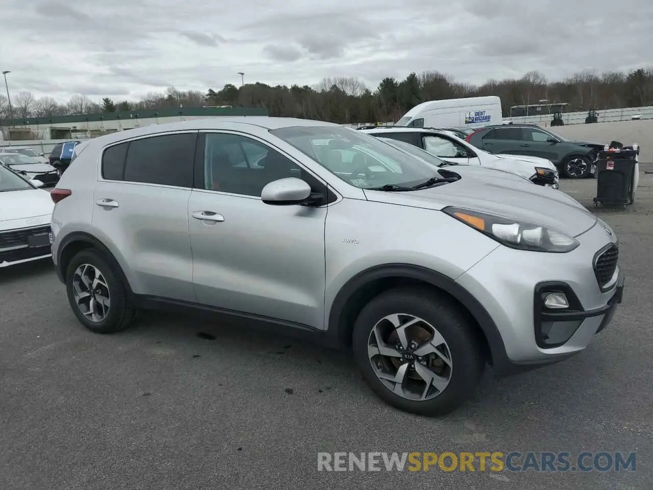 4 fotografías del automóvil dañado KNDPMCAC7L7834128 KIA SPORTAGE 2020