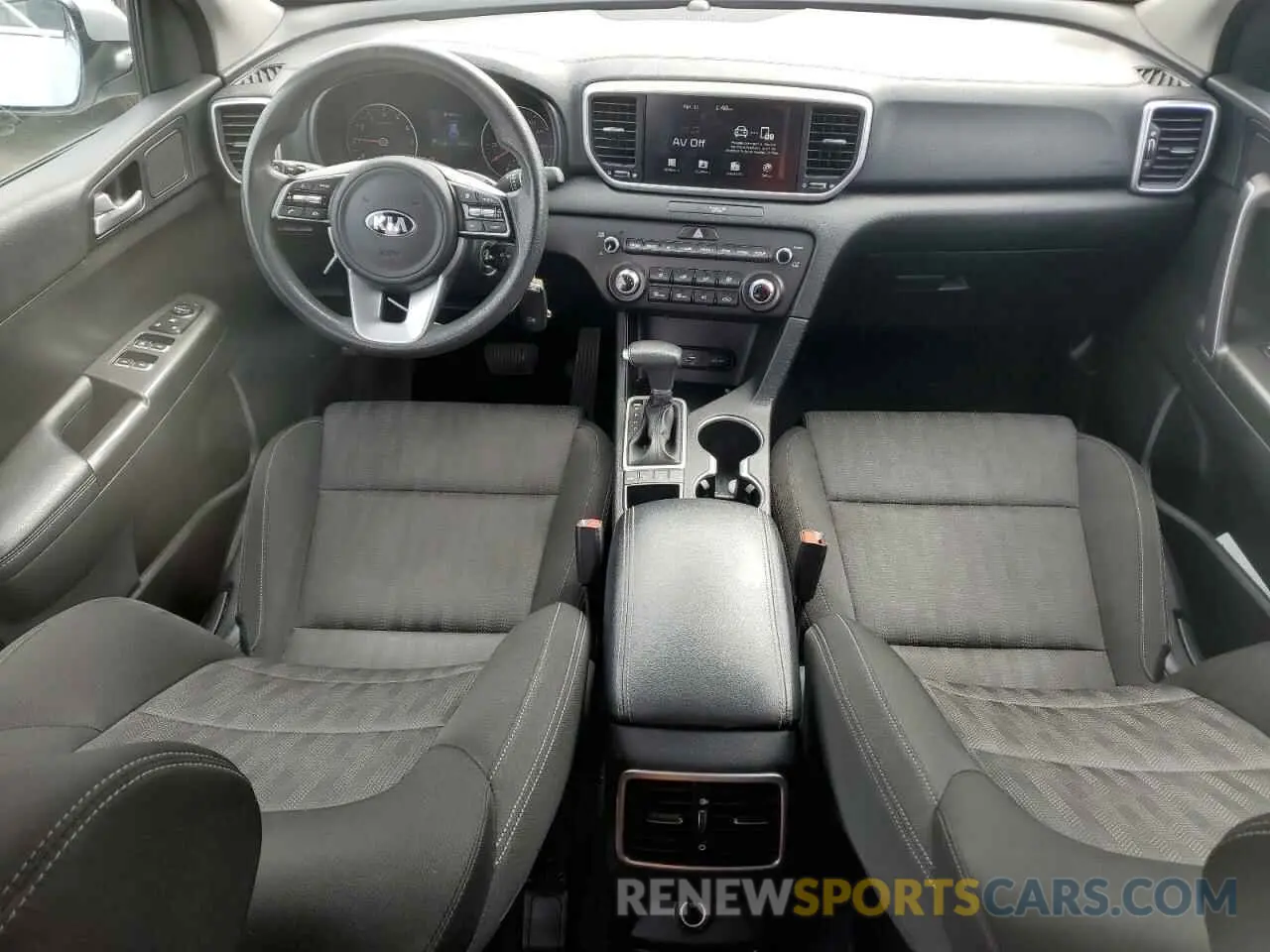 8 fotografías del automóvil dañado KNDPMCAC7L7834128 KIA SPORTAGE 2020