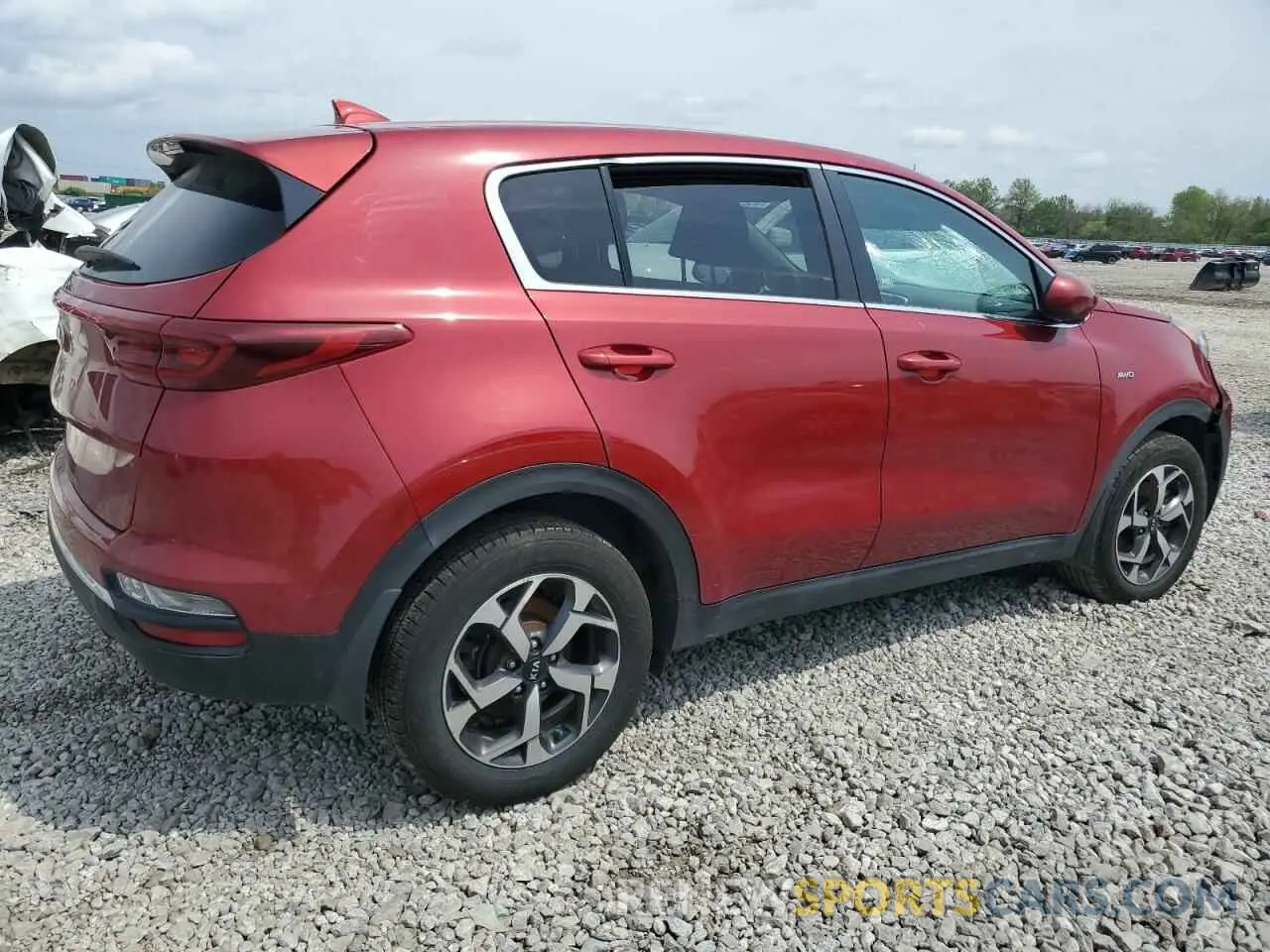 3 fotografías del automóvil dañado KNDPMCAC7L7837384 KIA SPORTAGE 2020