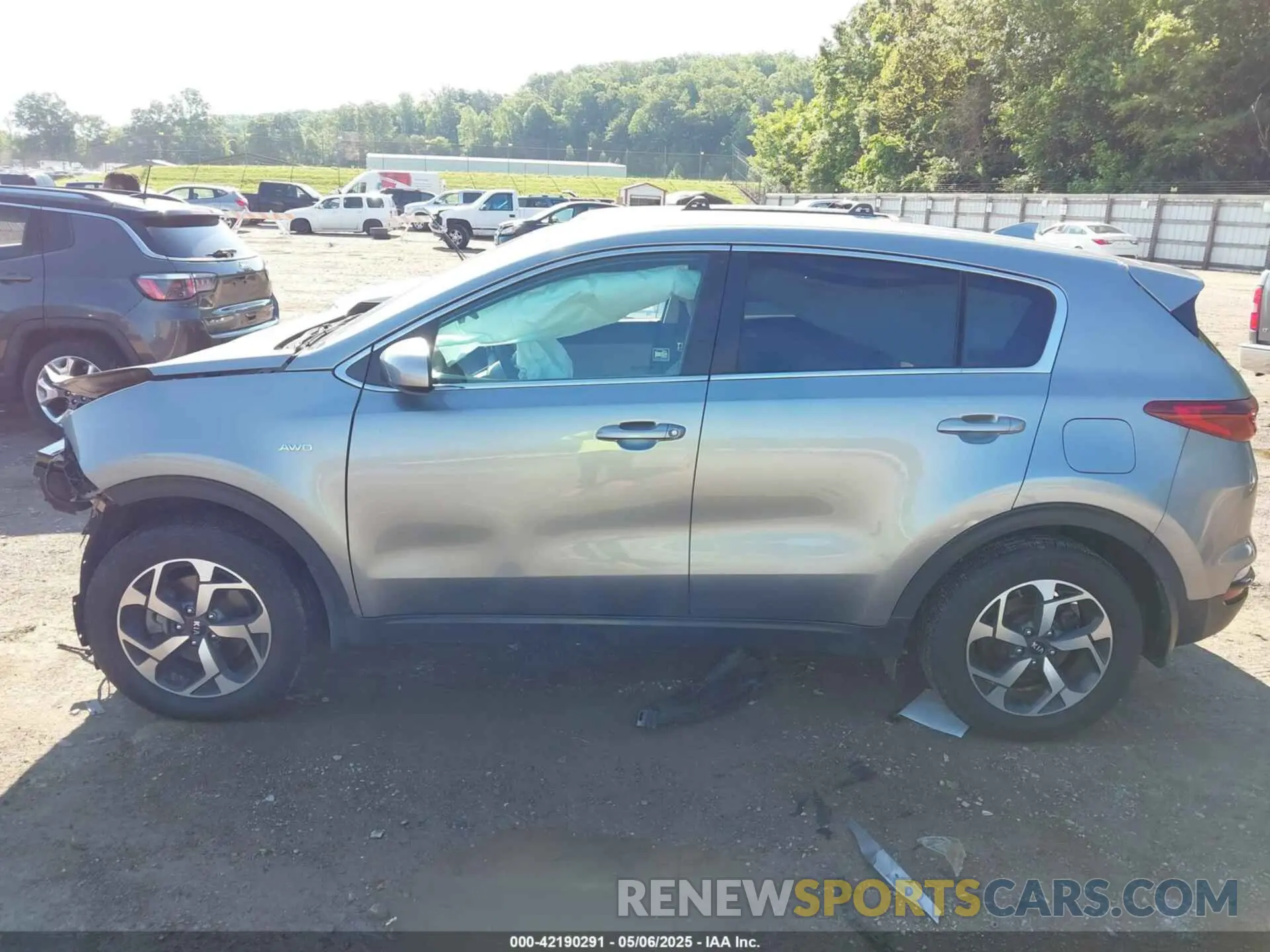 14 fotografías del automóvil dañado KNDPMCAC8L7628865 KIA SPORTAGE 2020