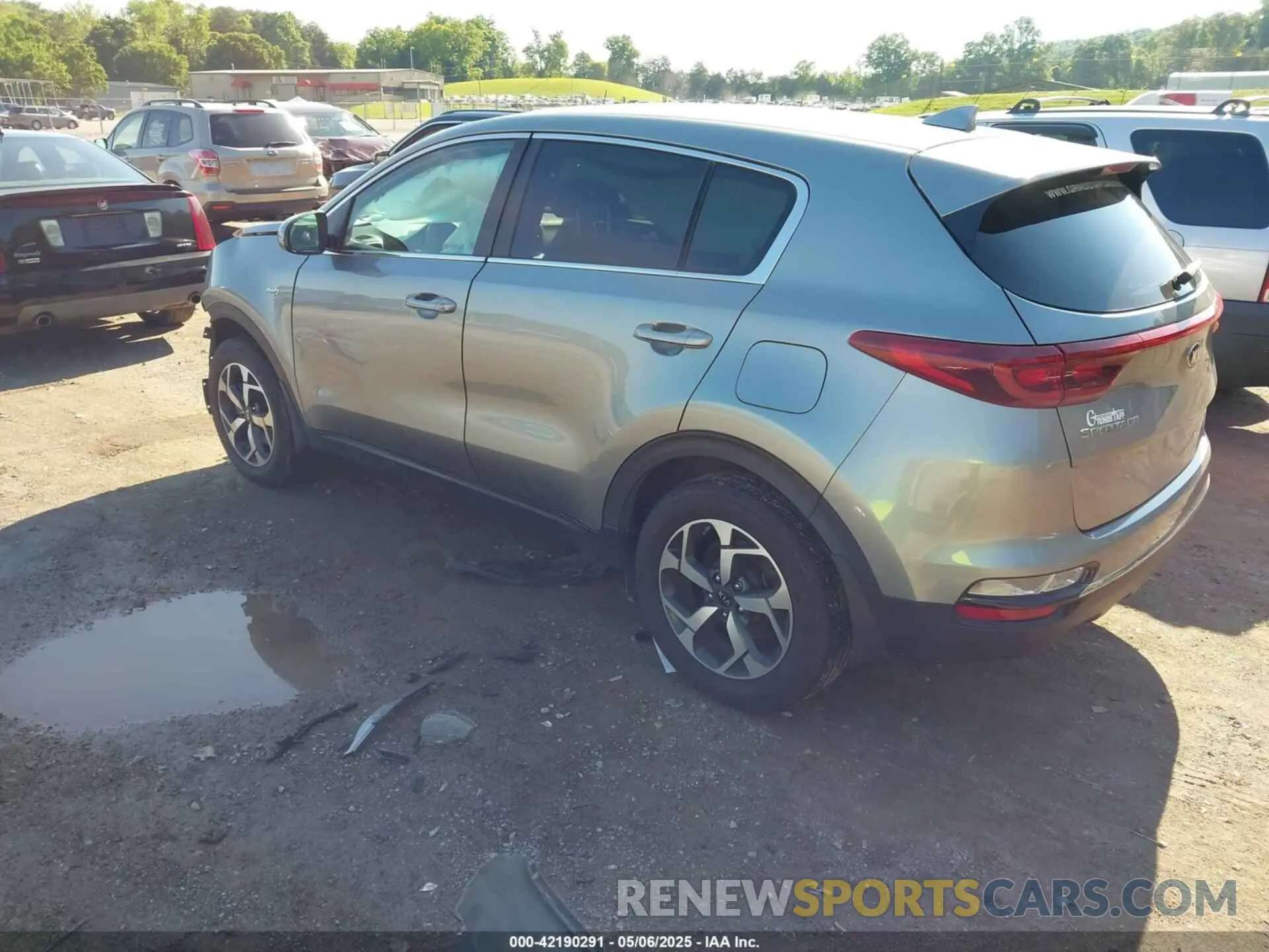 3 fotografías del automóvil dañado KNDPMCAC8L7628865 KIA SPORTAGE 2020