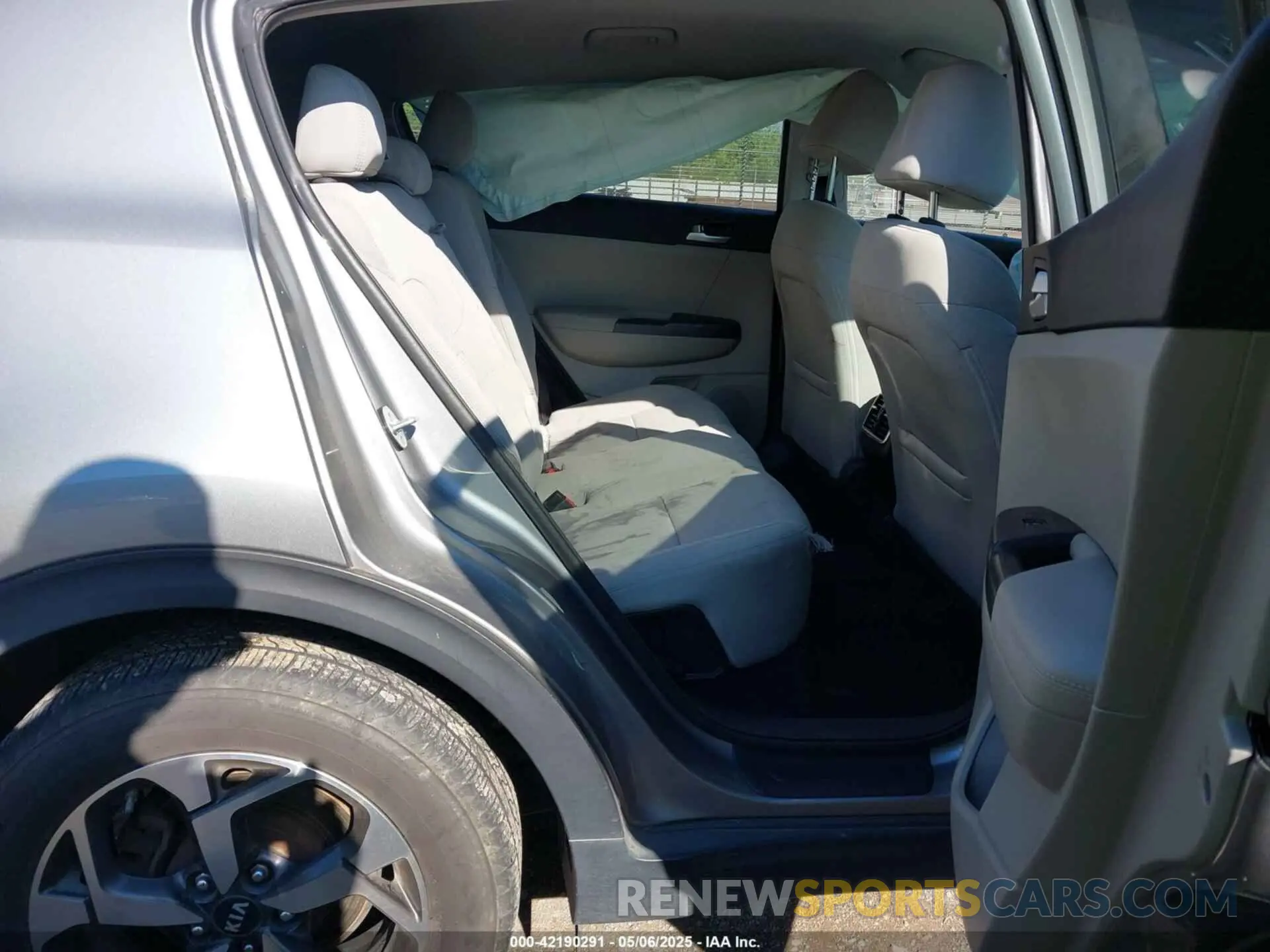 8 fotografías del automóvil dañado KNDPMCAC8L7628865 KIA SPORTAGE 2020
