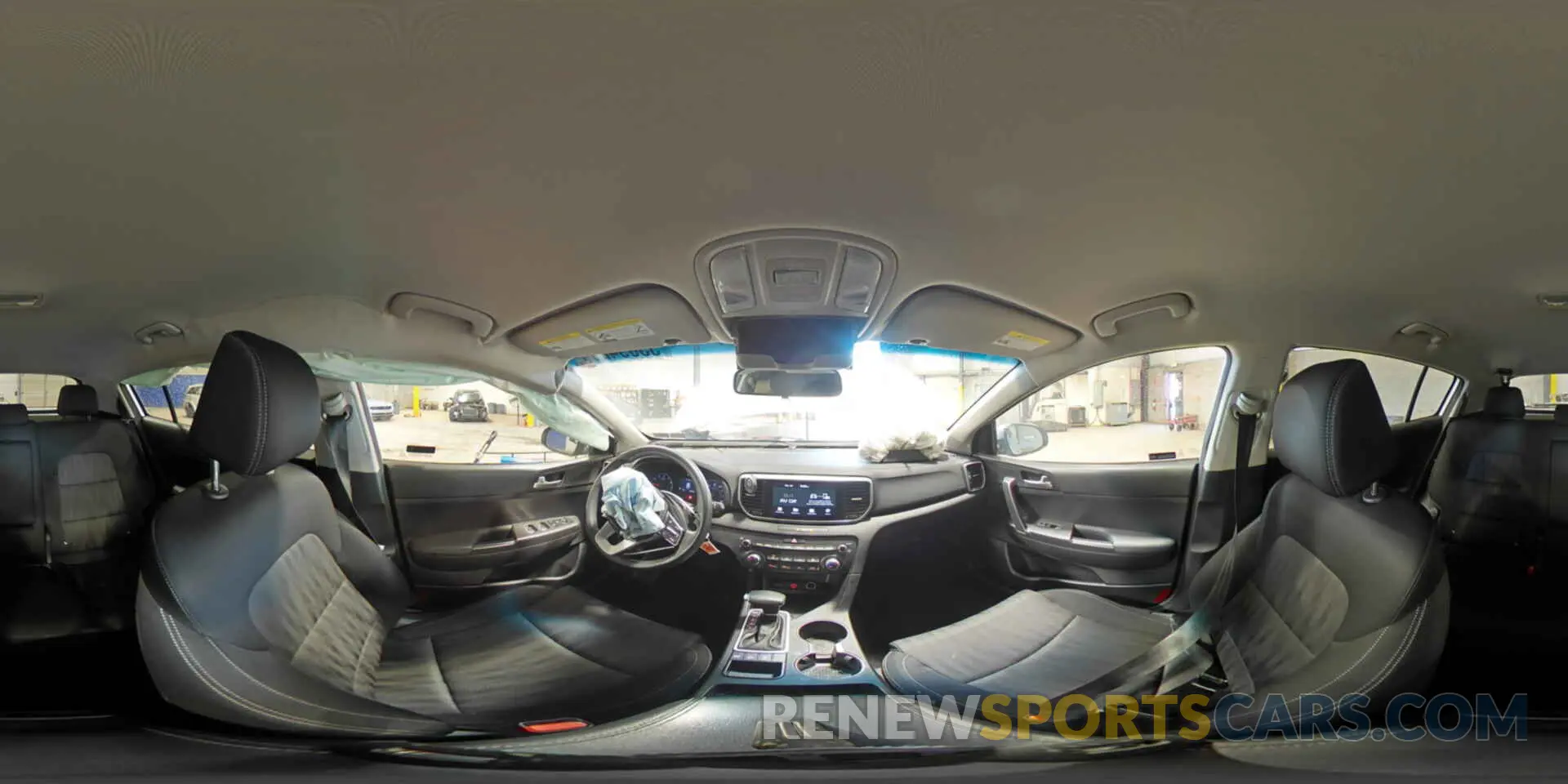 16 fotografías del automóvil dañado KNDPMCAC8L7661090 KIA SPORTAGE 2020