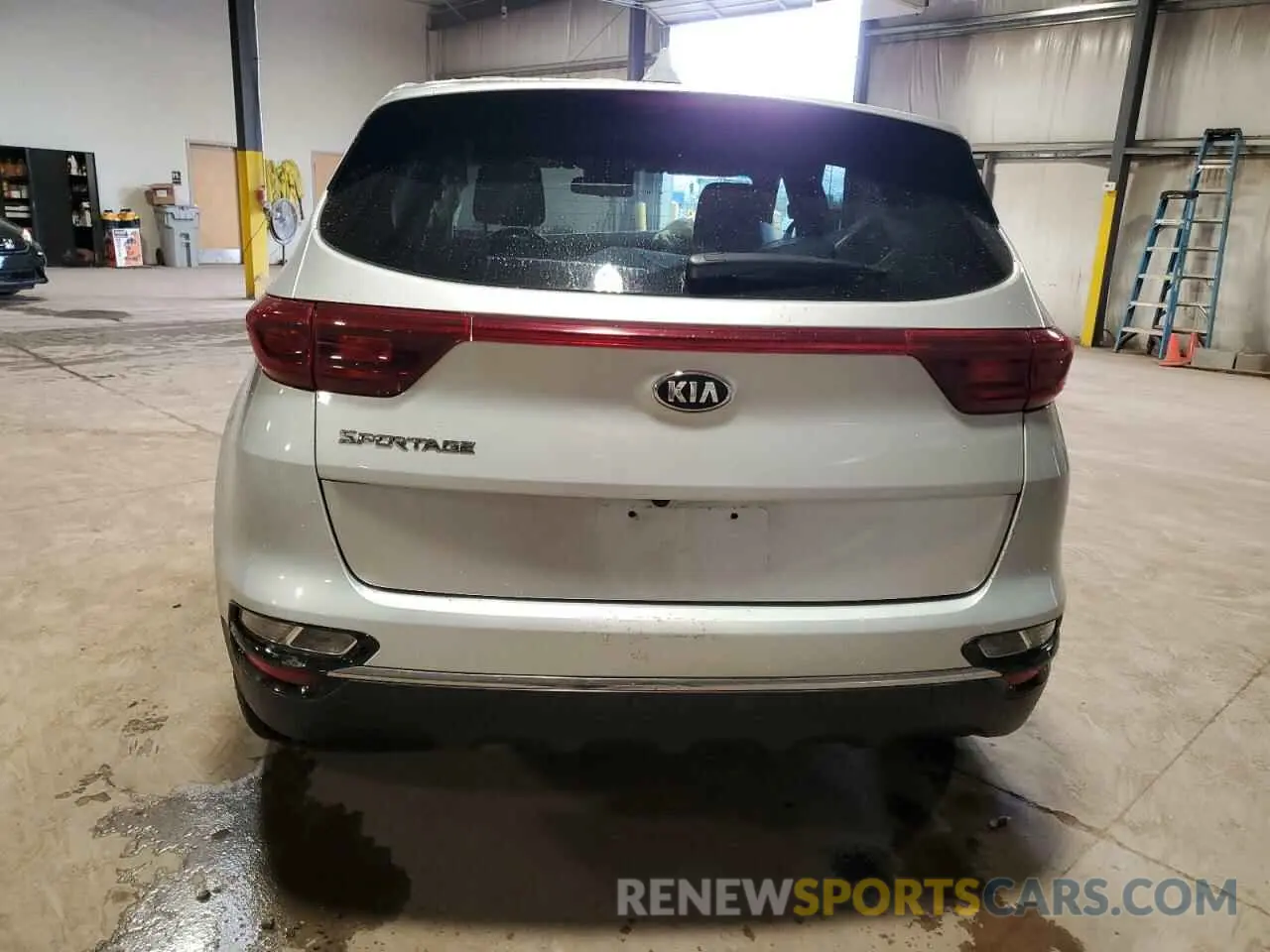 6 fotografías del automóvil dañado KNDPMCAC8L7661090 KIA SPORTAGE 2020