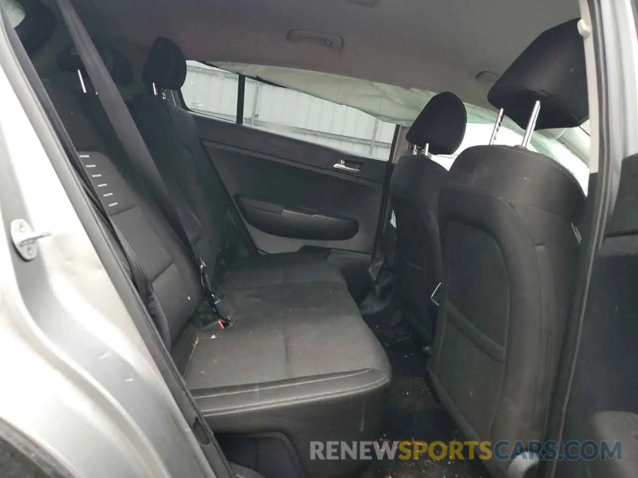 11 fotografías del automóvil dañado KNDPMCAC8L7663244 KIA SPORTAGE 2020