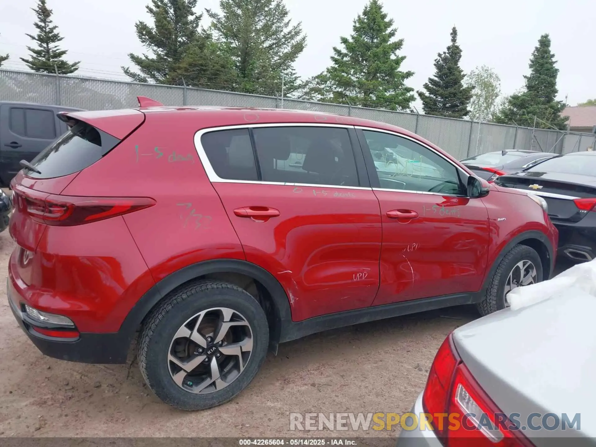 13 fotografías del automóvil dañado KNDPMCAC8L7753378 KIA SPORTAGE 2020