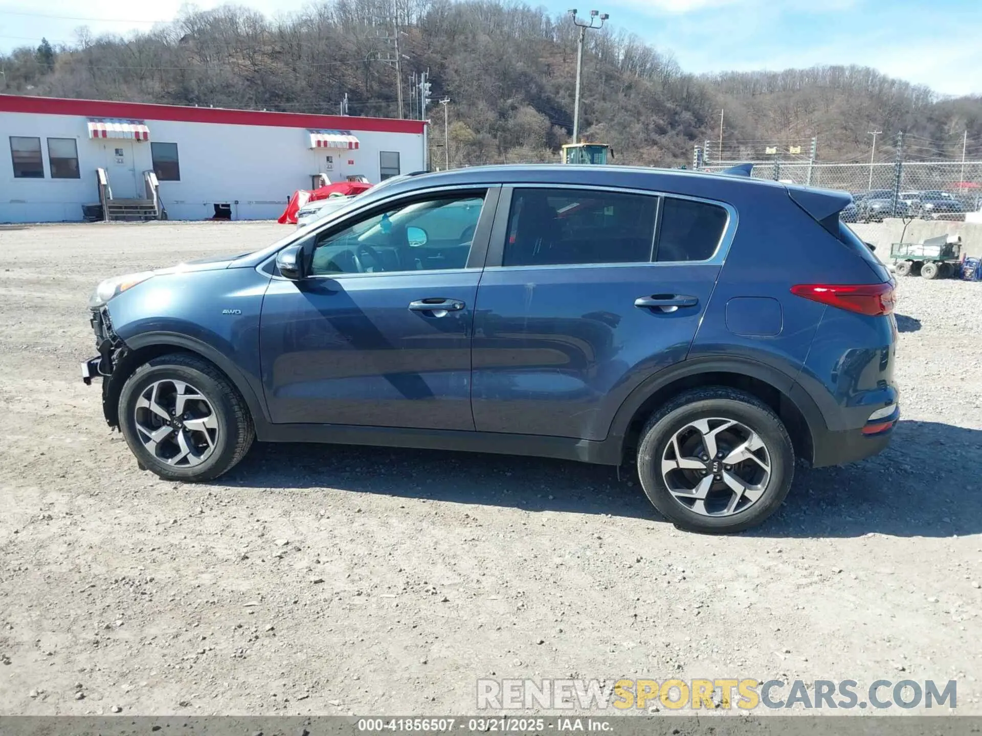 15 fotografías del automóvil dañado KNDPMCAC8L7765627 KIA SPORTAGE 2020