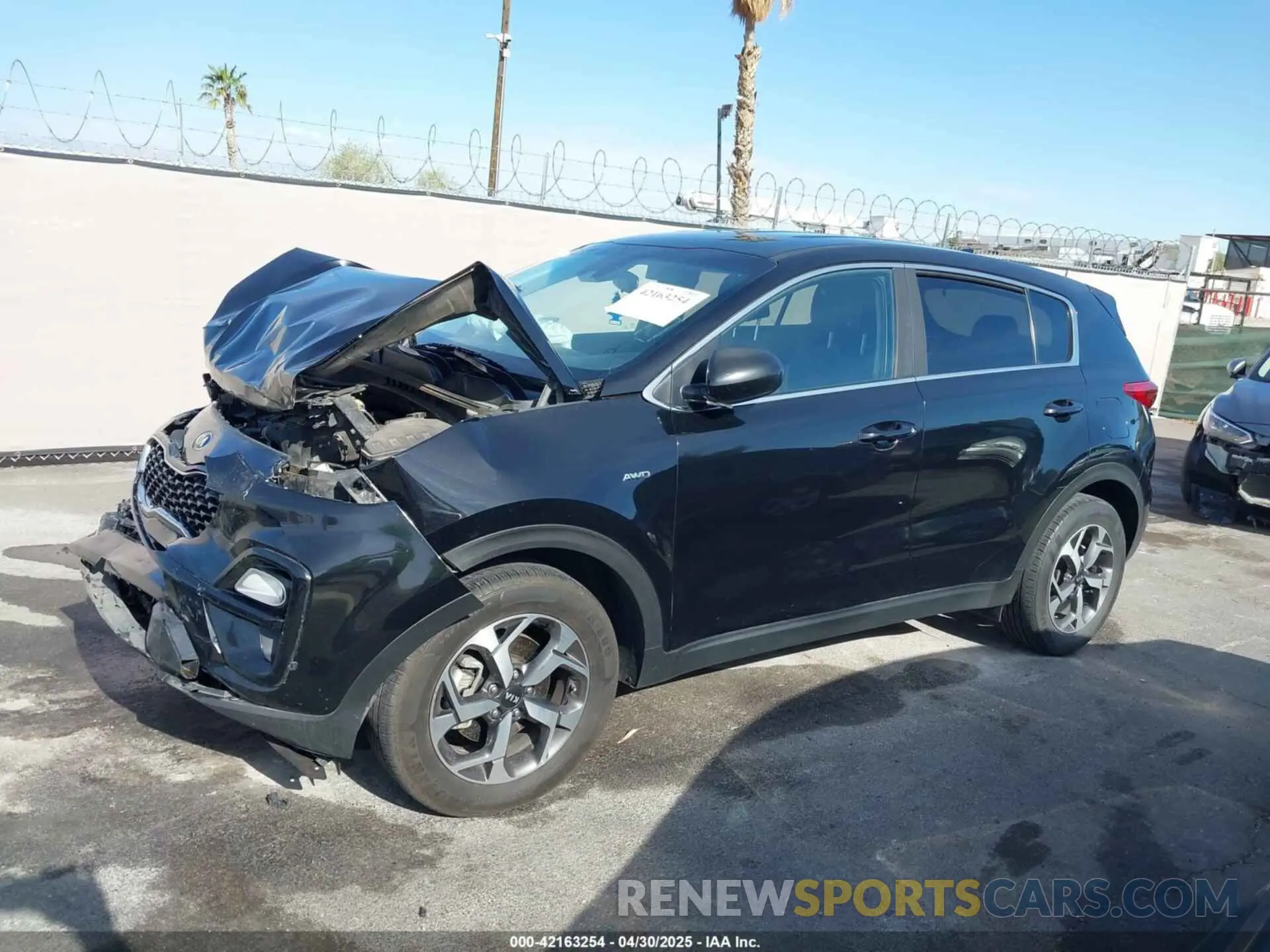 15 fotografías del automóvil dañado KNDPMCAC9L7747542 KIA SPORTAGE 2020