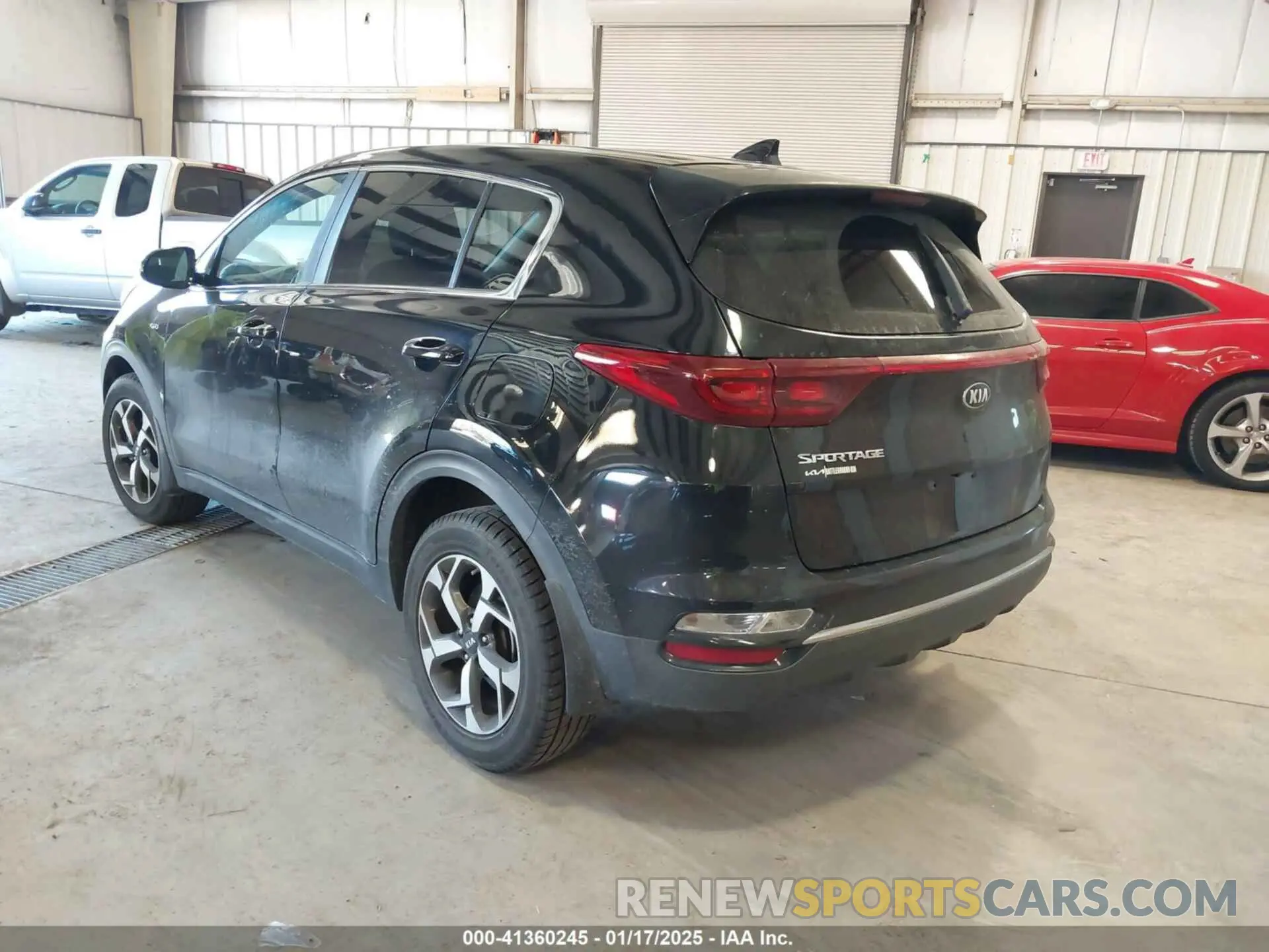 3 fotografías del automóvil dañado KNDPMCAC9L7804516 KIA SPORTAGE 2020