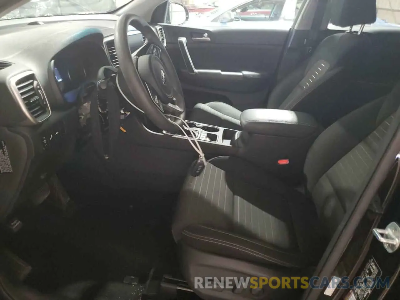 7 fotografías del automóvil dañado KNDPMCACXL7661589 KIA SPORTAGE 2020