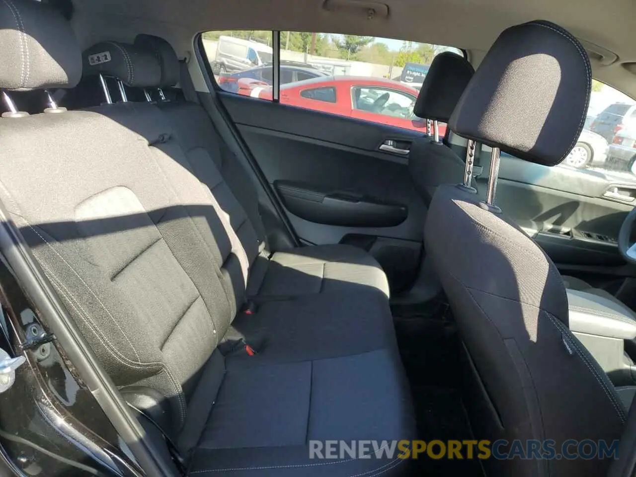 10 fotografías del automóvil dañado KNDPMCACXL7704523 KIA SPORTAGE 2020