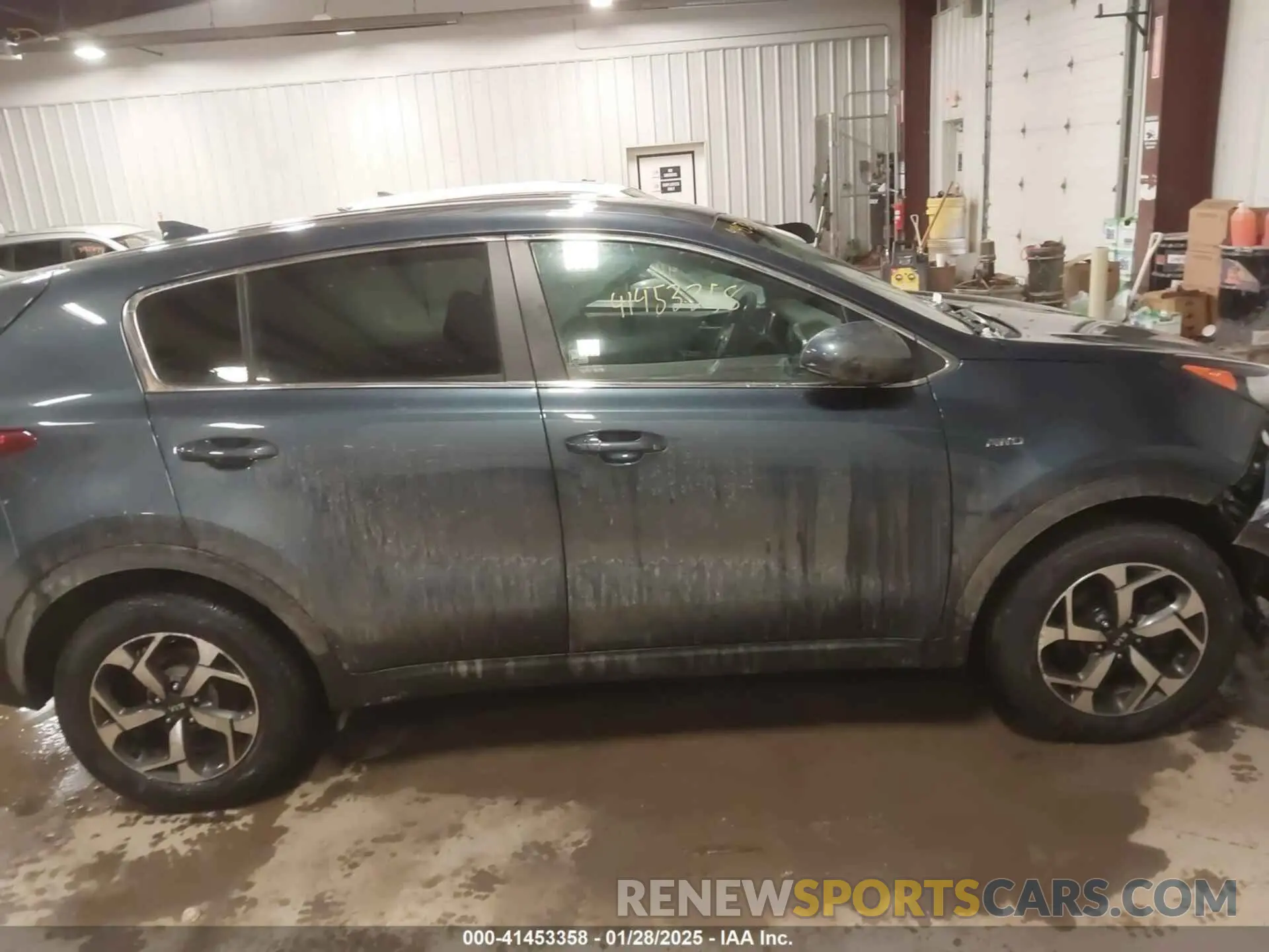12 fotografías del automóvil dañado KNDPMCACXL7790089 KIA SPORTAGE 2020