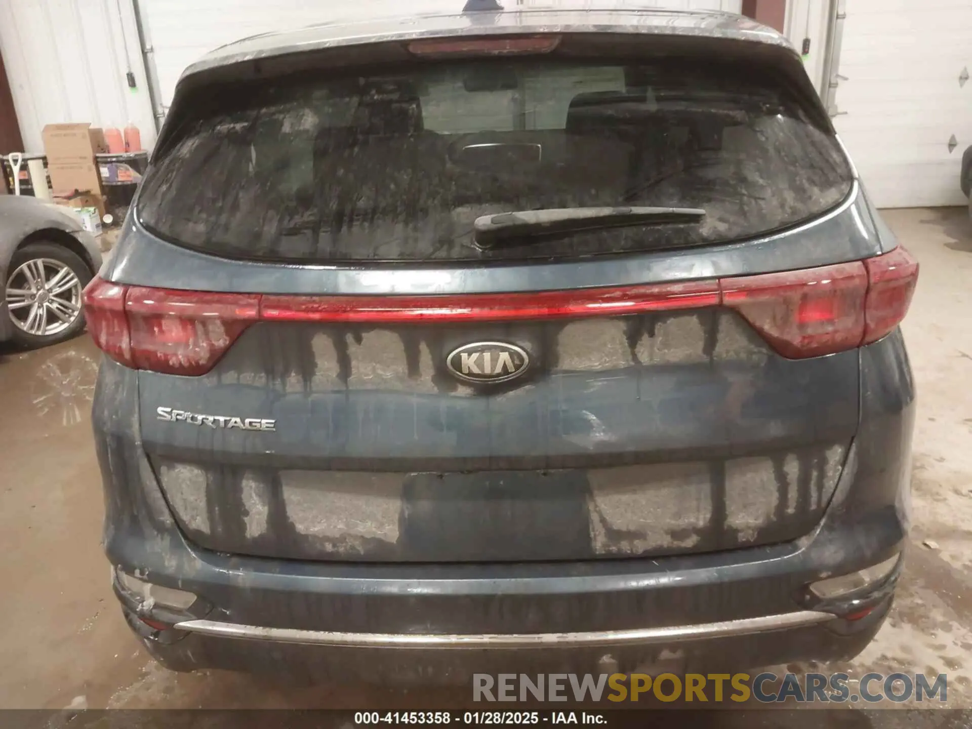 15 fotografías del automóvil dañado KNDPMCACXL7790089 KIA SPORTAGE 2020