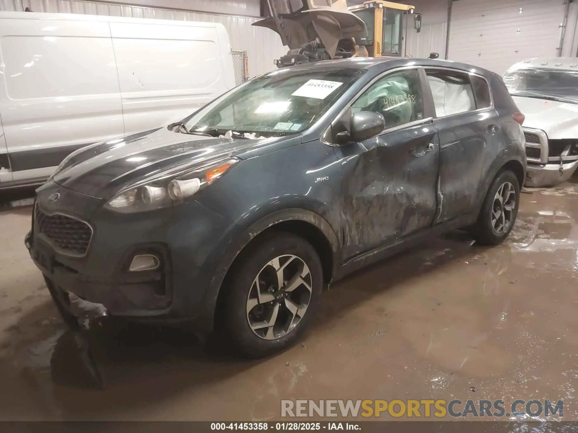 2 fotografías del automóvil dañado KNDPMCACXL7790089 KIA SPORTAGE 2020