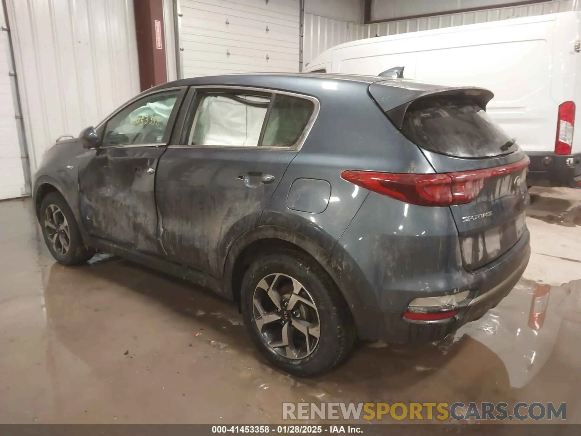 3 fotografías del automóvil dañado KNDPMCACXL7790089 KIA SPORTAGE 2020