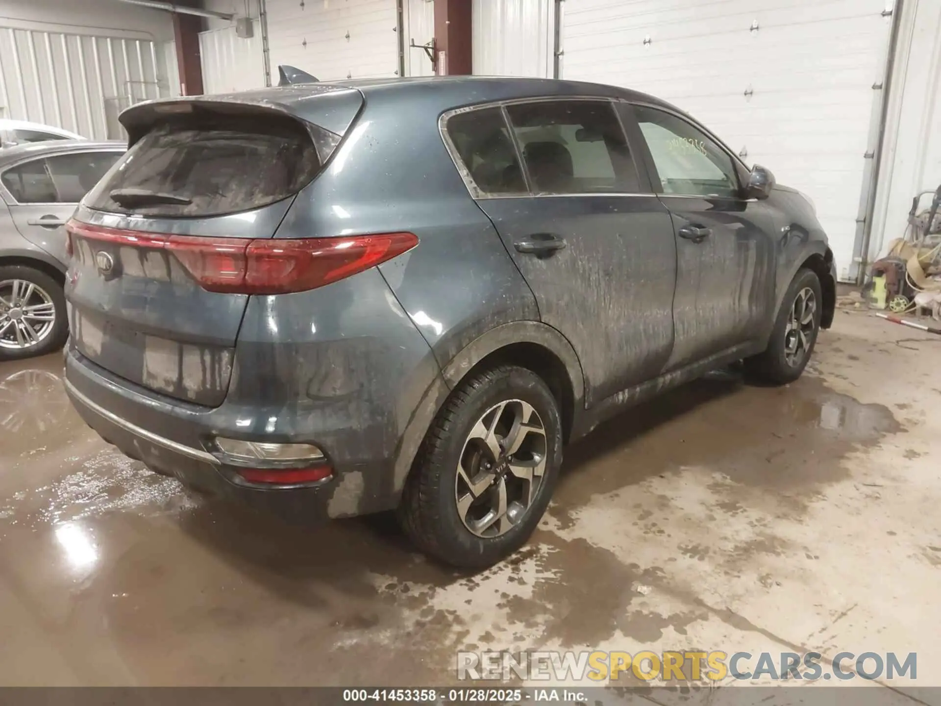 4 fotografías del automóvil dañado KNDPMCACXL7790089 KIA SPORTAGE 2020