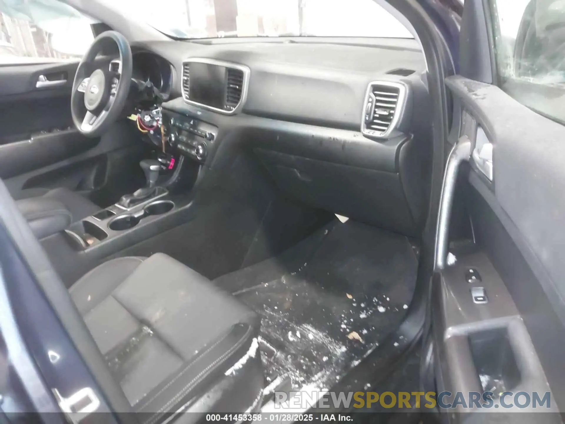 5 fotografías del automóvil dañado KNDPMCACXL7790089 KIA SPORTAGE 2020
