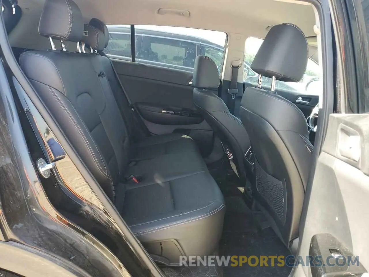 11 fotografías del automóvil dañado KNDPN3AC3L7702030 KIA SPORTAGE 2020
