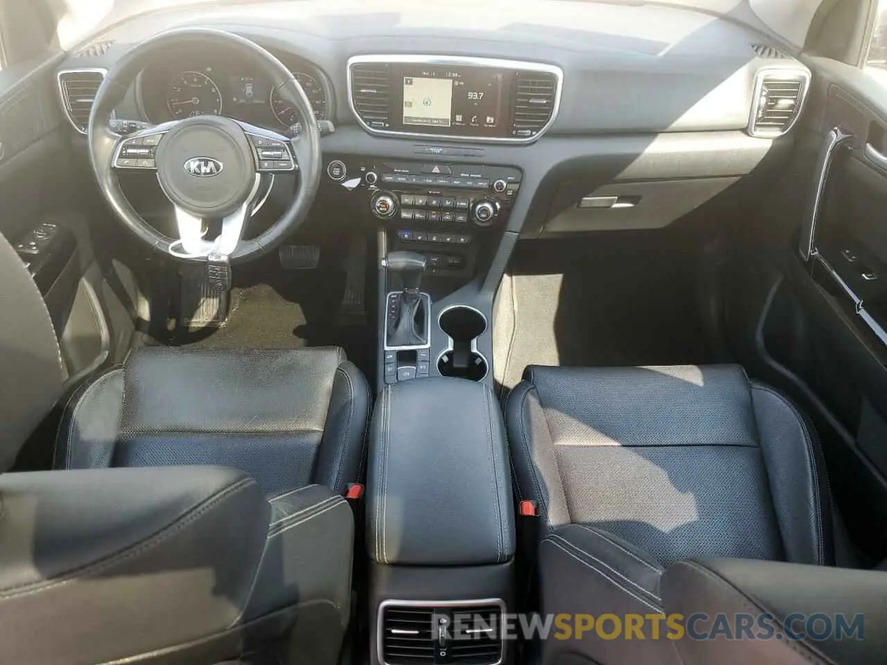 8 fotografías del automóvil dañado KNDPN3AC7L7745995 KIA SPORTAGE 2020