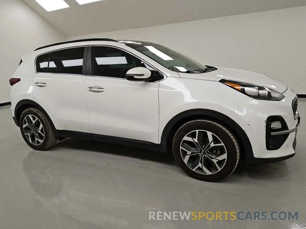 4 fotografías del automóvil dañado KNDPN3AC8L7641774 KIA SPORTAGE 2020