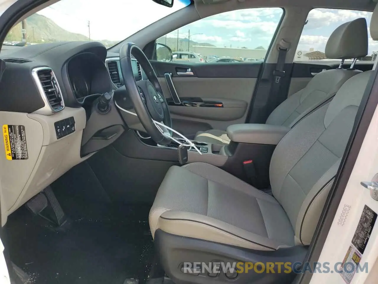 7 fotografías del automóvil dañado KNDPNCAC0L7805972 KIA SPORTAGE 2020