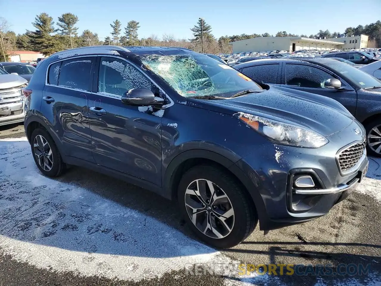 4 fotografías del automóvil dañado KNDPNCAC2L7697919 KIA SPORTAGE 2020