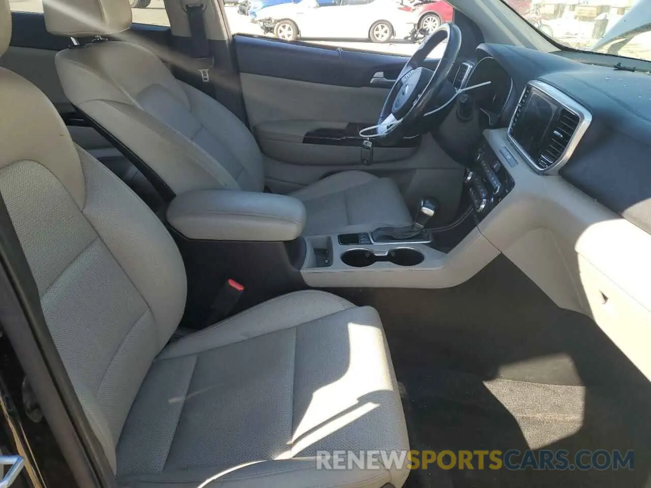 7 fotografías del automóvil dañado KNDPNCAC3L7726392 KIA SPORTAGE 2020