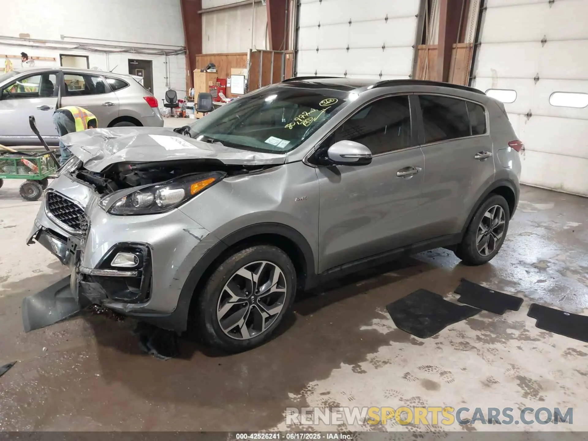 2 fotografías del automóvil dañado KNDPNCAC7L7752297 KIA SPORTAGE 2020