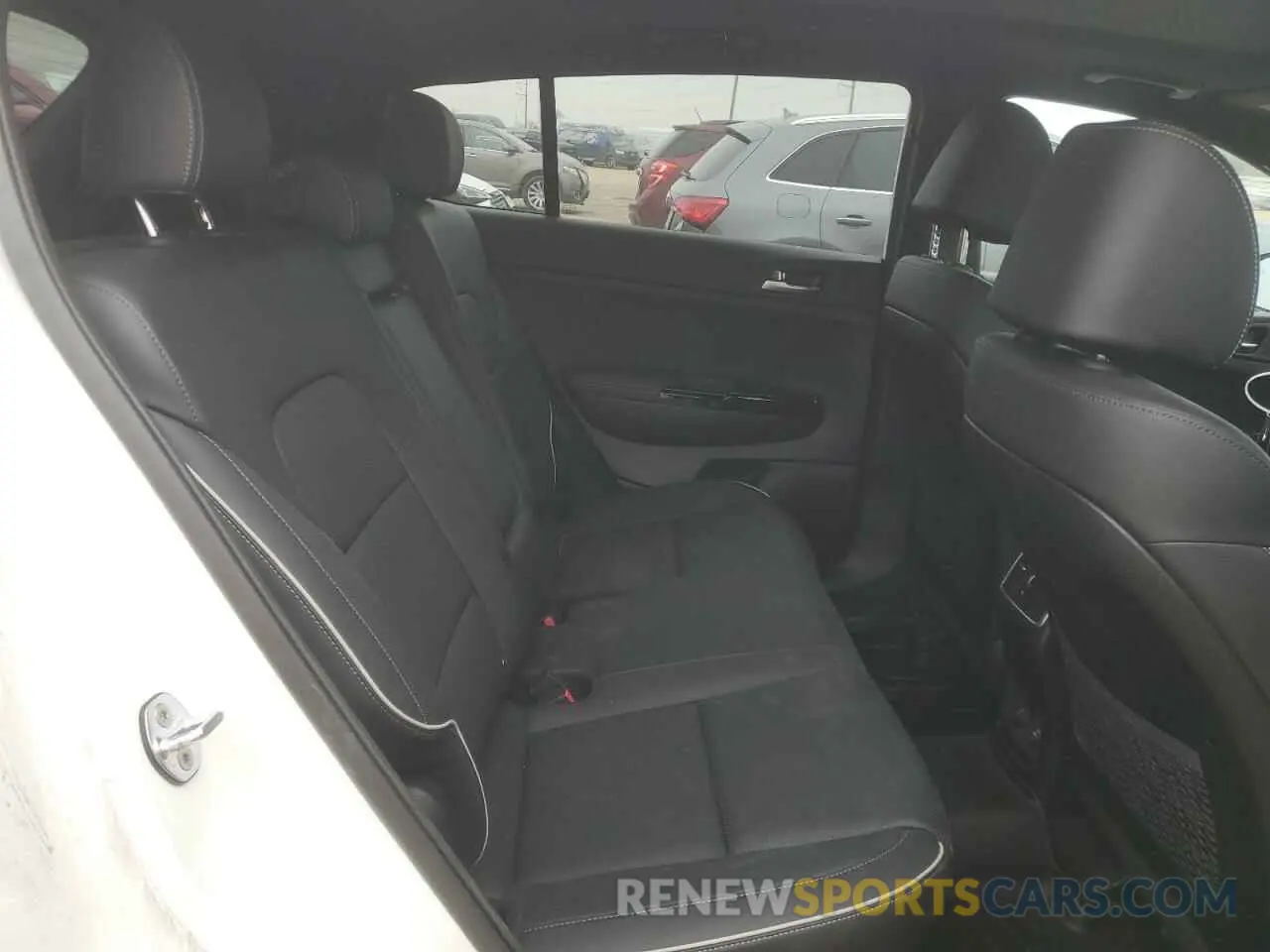 11 fotografías del automóvil dañado KNDPR3A63L7825342 KIA SPORTAGE 2020