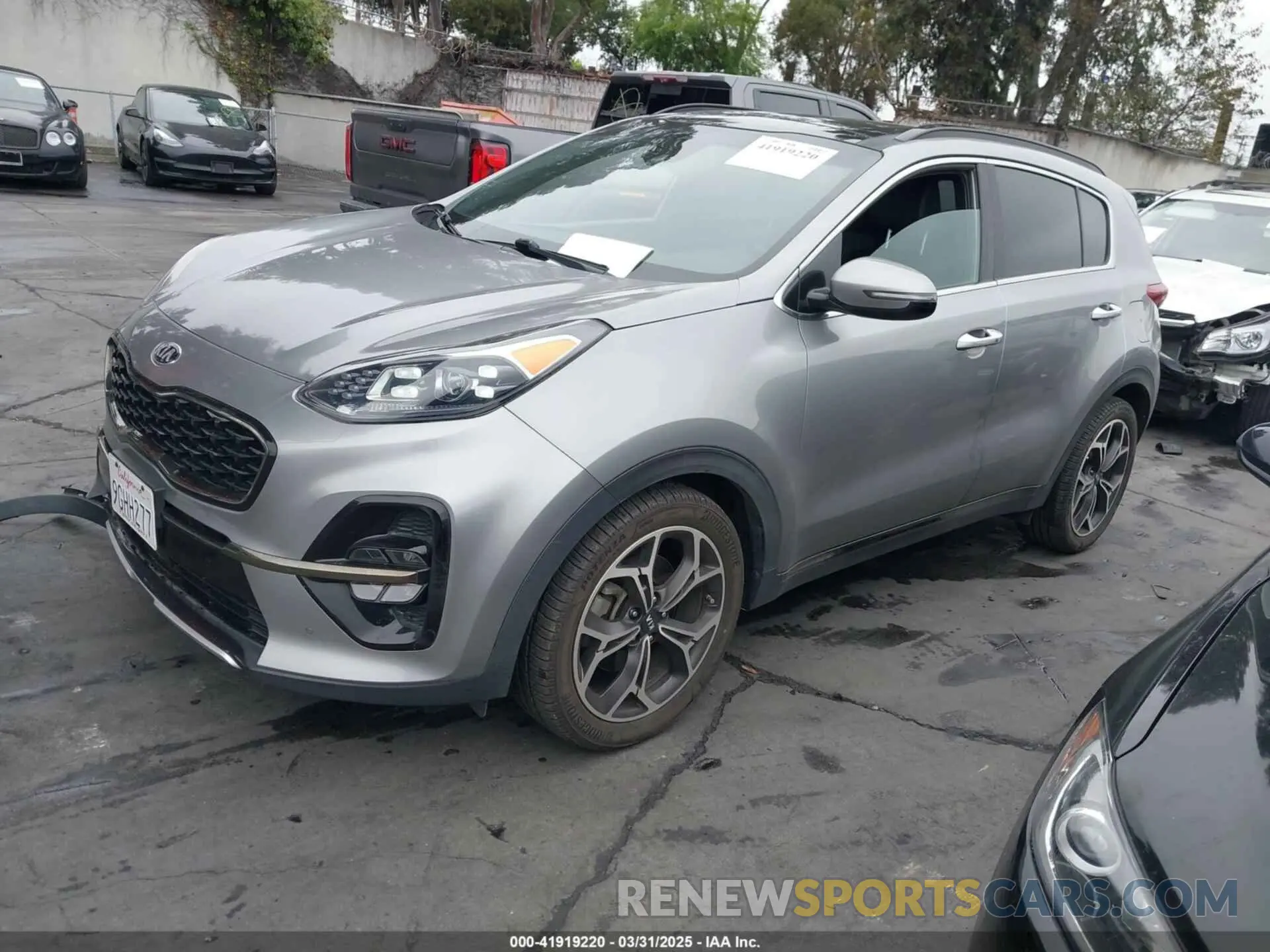 2 fotografías del automóvil dañado KNDPR3A66L7704398 KIA SPORTAGE 2020