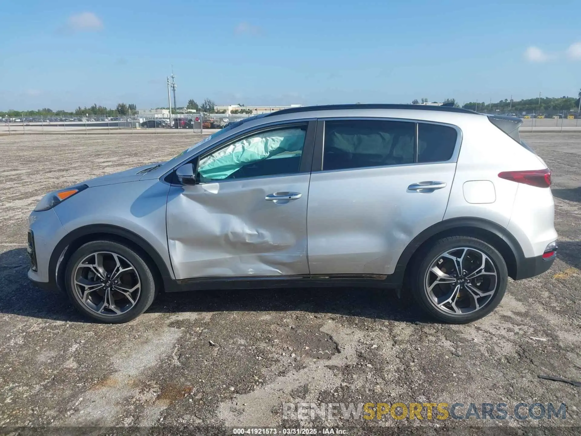14 fotografías del automóvil dañado KNDPR3A6XL7799077 KIA SPORTAGE 2020