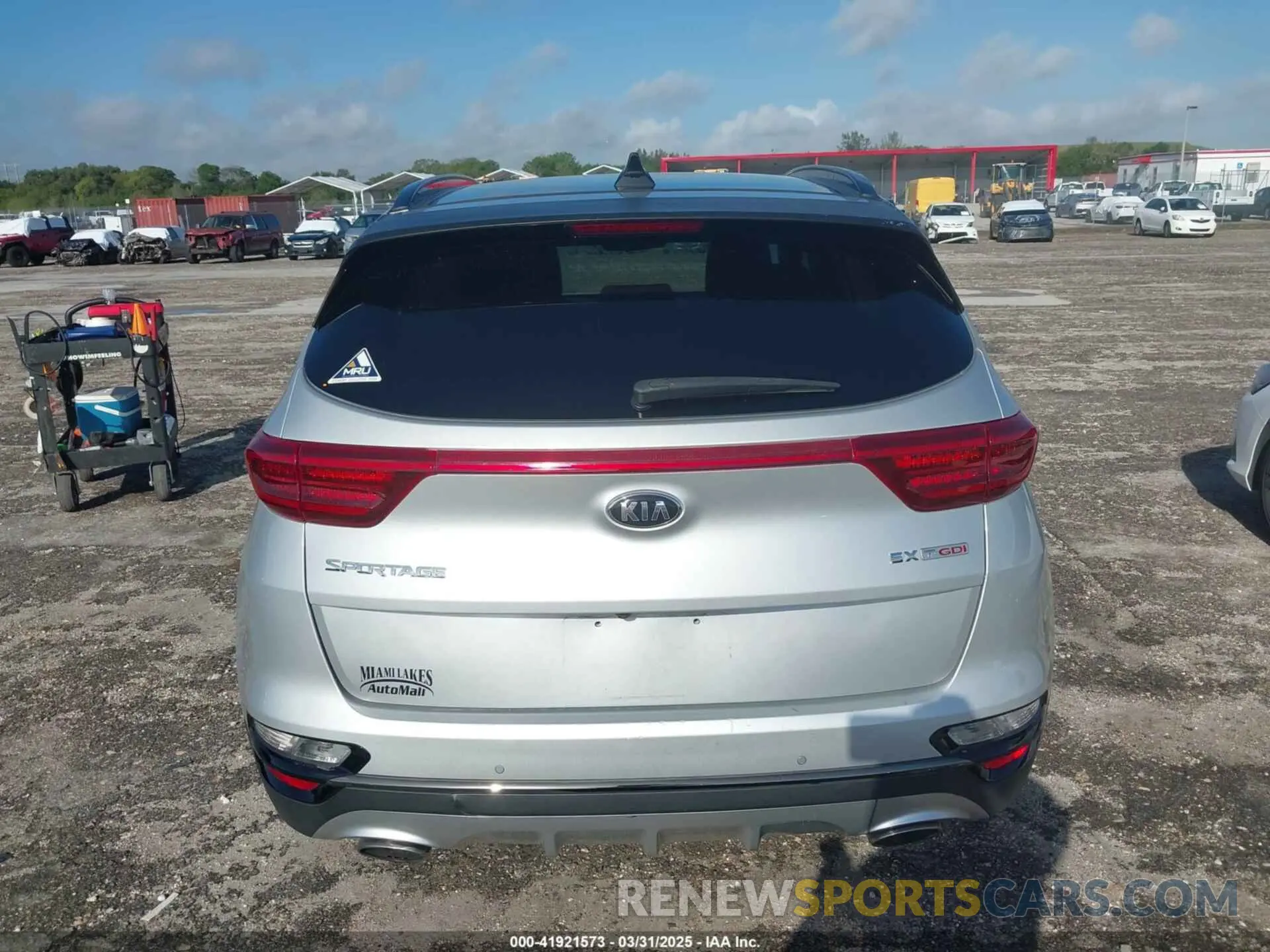16 fotografías del automóvil dañado KNDPR3A6XL7799077 KIA SPORTAGE 2020