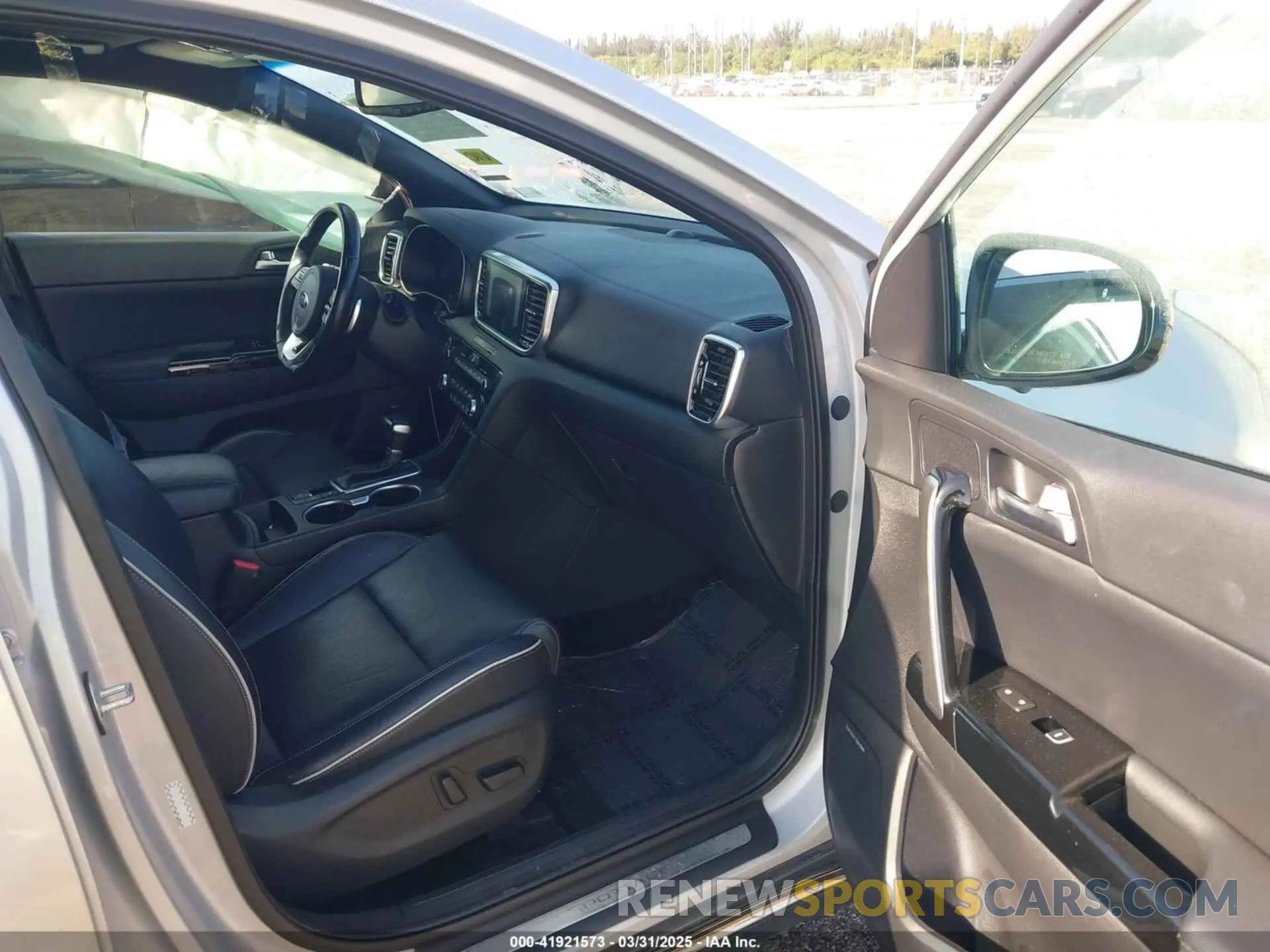5 fotografías del automóvil dañado KNDPR3A6XL7799077 KIA SPORTAGE 2020