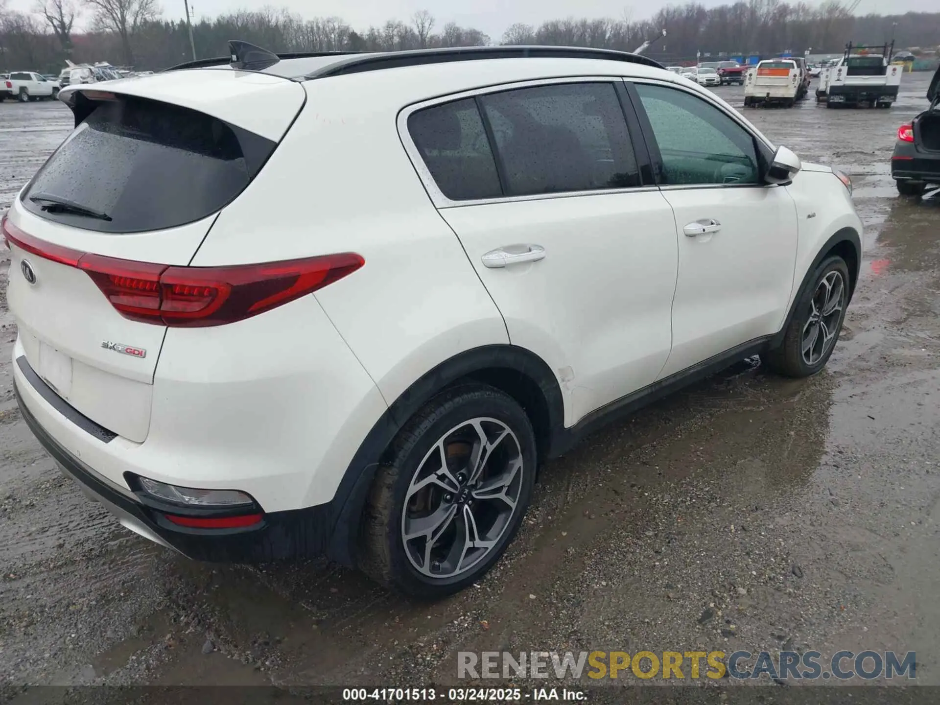 4 fotografías del automóvil dañado KNDPRCA60L7829607 KIA SPORTAGE 2020