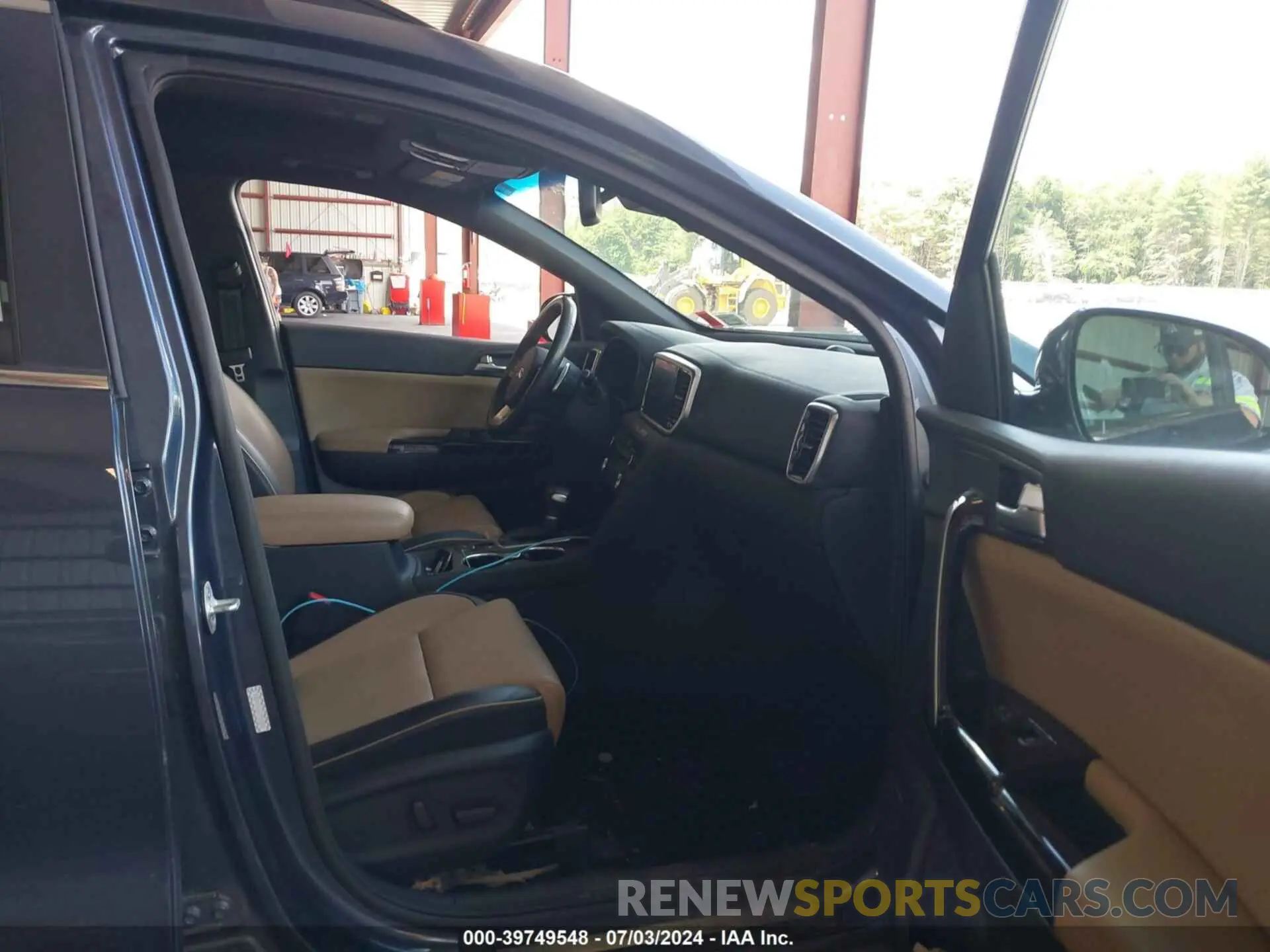 5 fotografías del automóvil dañado KNDPRCA66L7751205 KIA SPORTAGE 2020